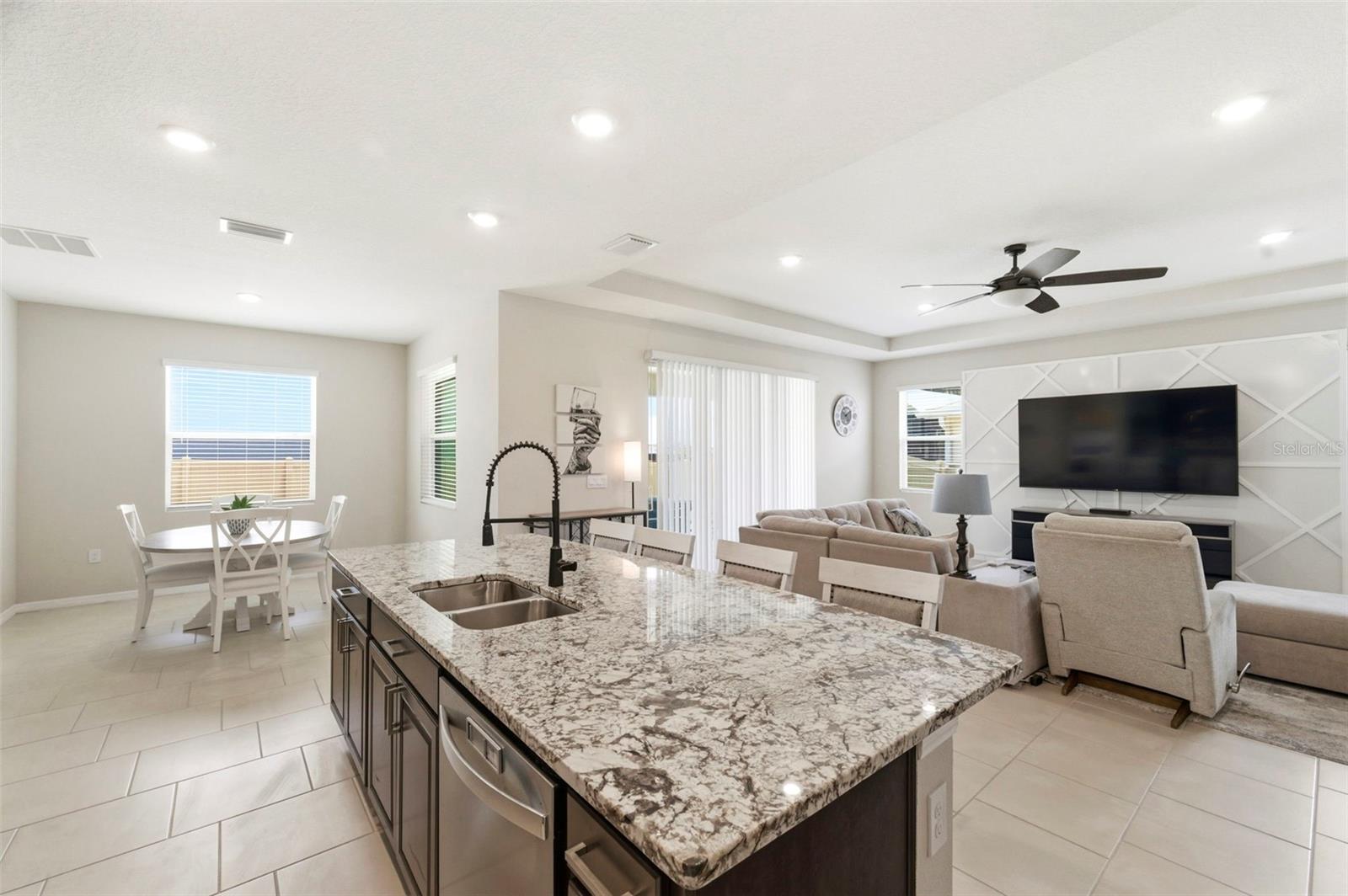10403 LAXER CAY LOOP — photo 11