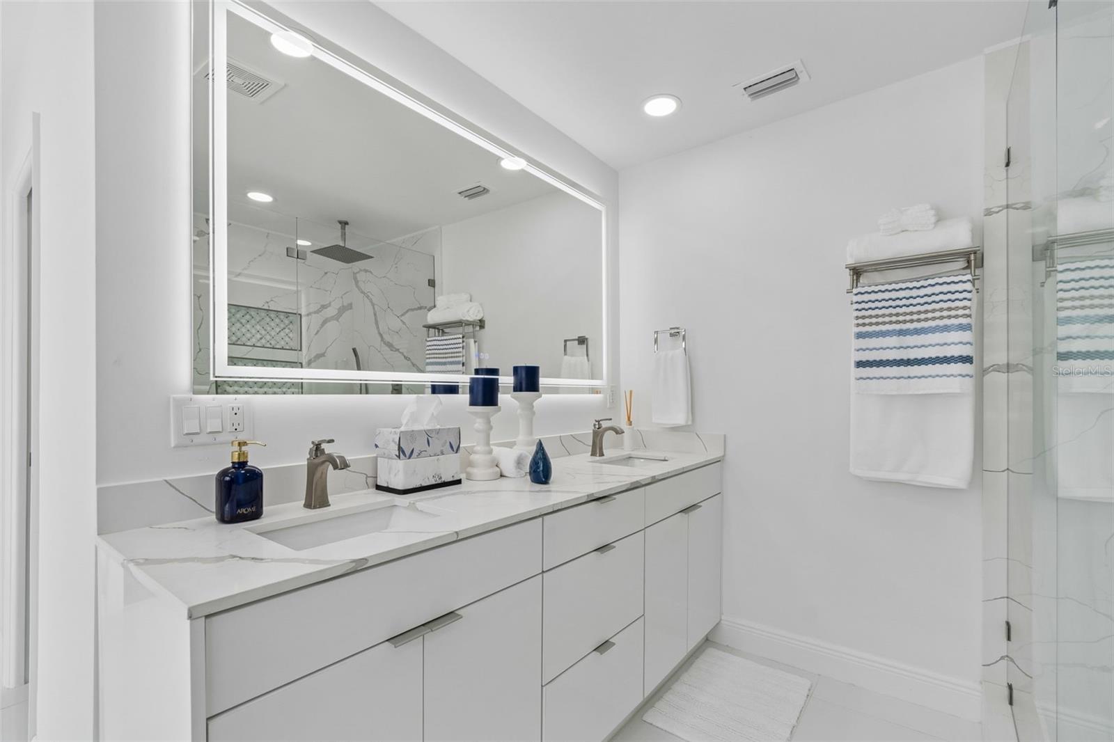 933 ELDORADO AVE — photo 41