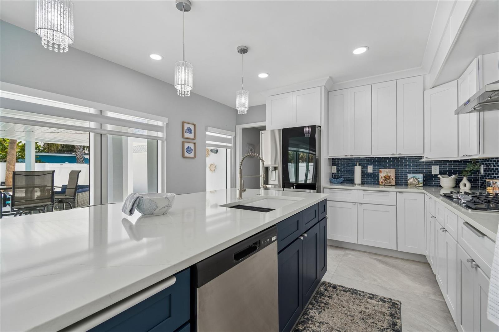 933 ELDORADO AVE — photo 19