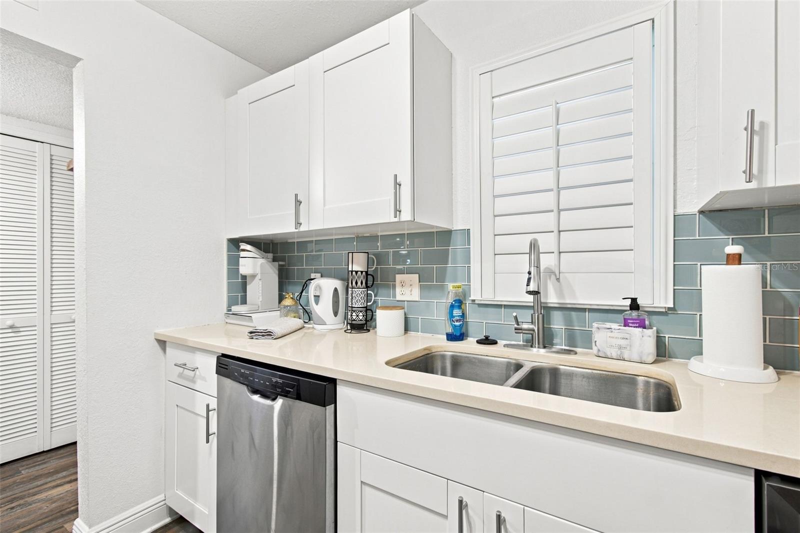 17035 GULF BLVD #216 — photo 8
