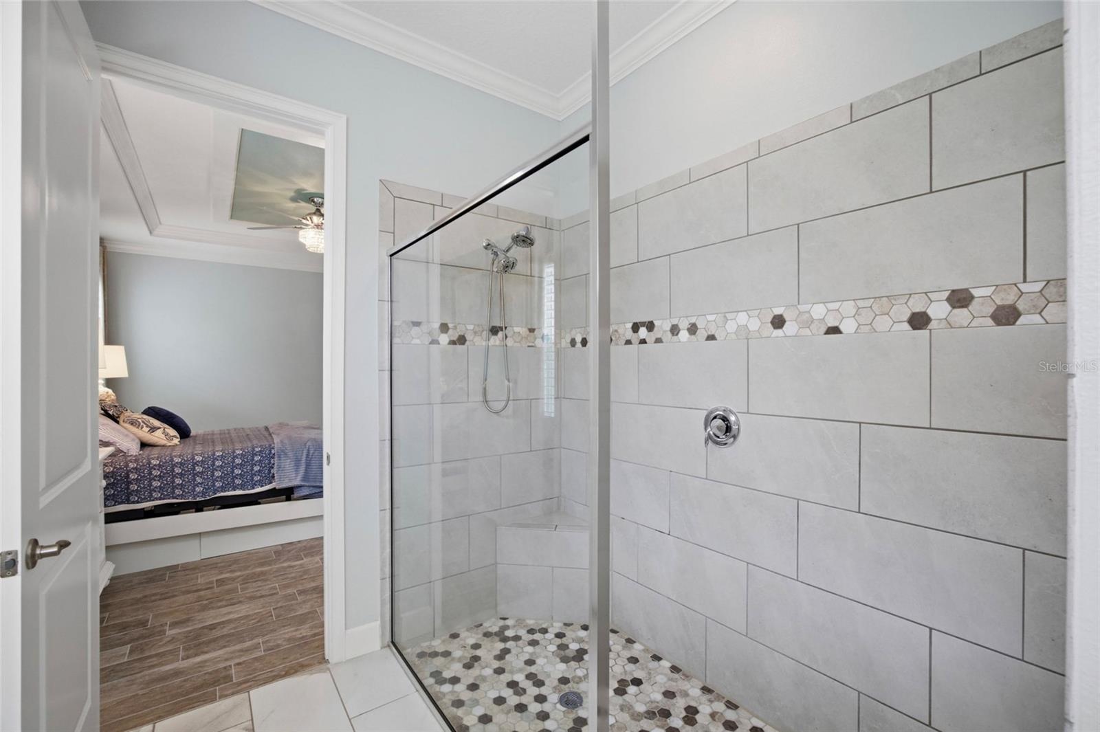 725 WINTERSIDE DR — photo 25