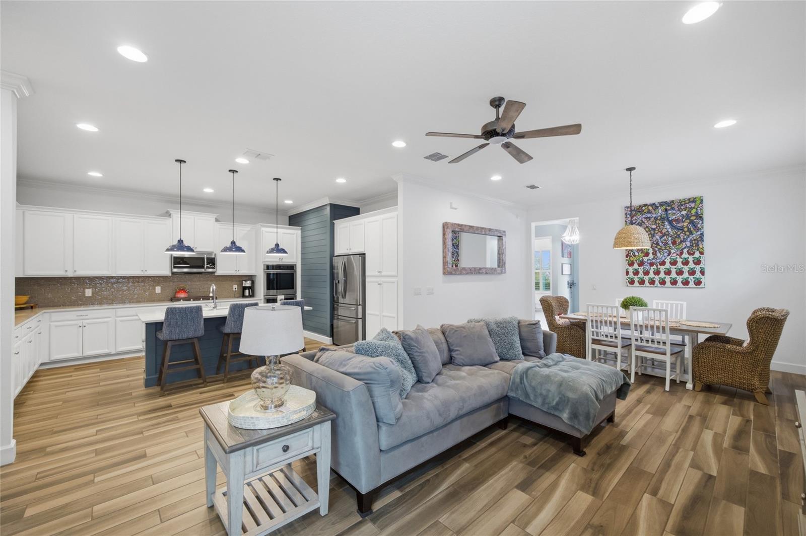 725 WINTERSIDE DR — photo 13