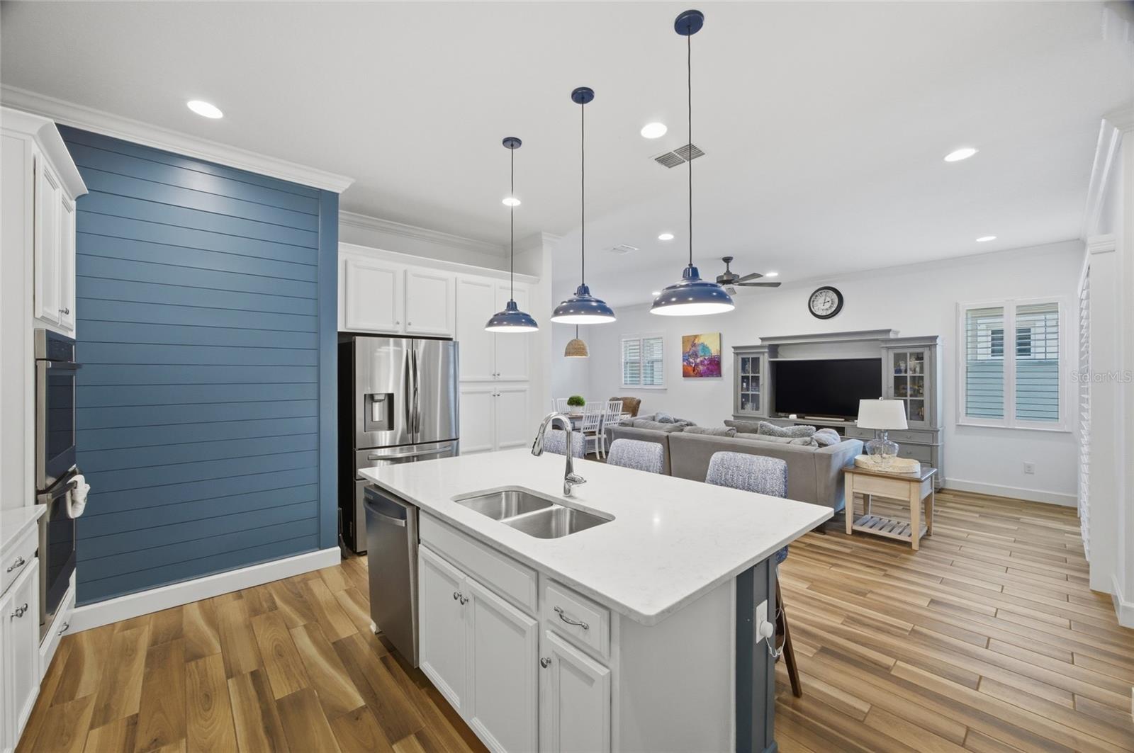 725 WINTERSIDE DR — photo 16