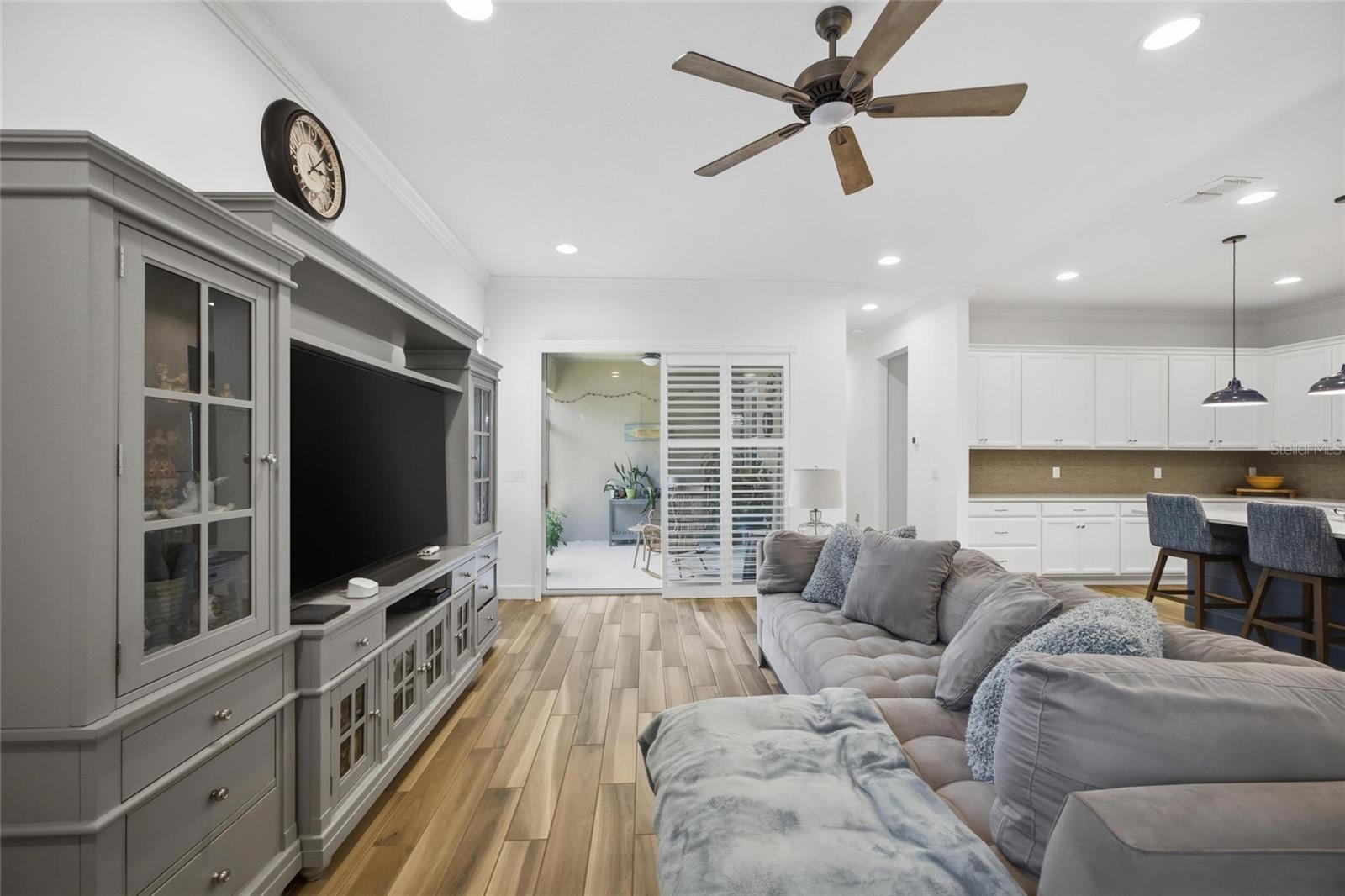 725 WINTERSIDE DR — photo 12