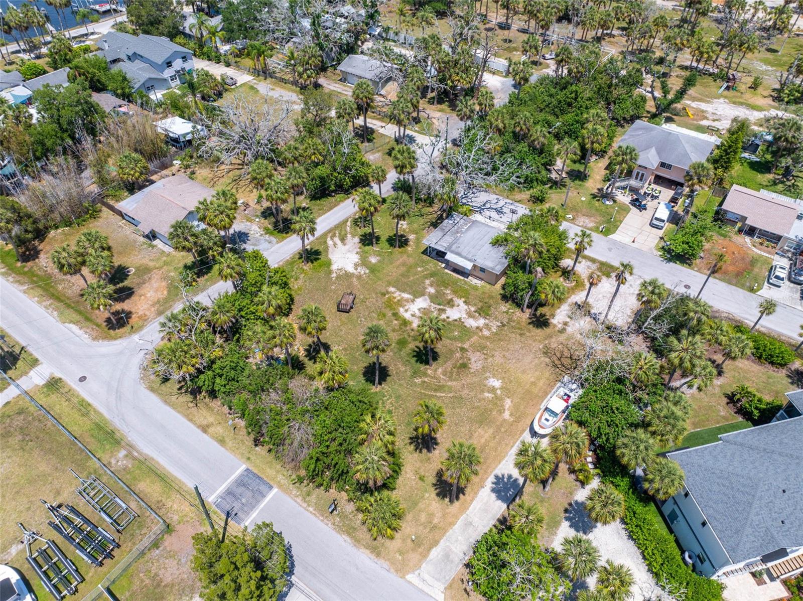 4824 DOWELL DR — photo 23