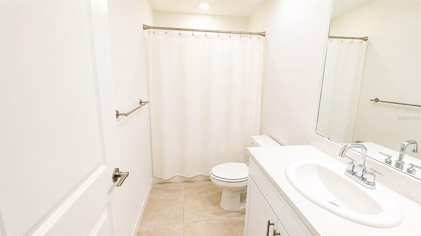 5686 ARCHIPELAGO ST — photo 22