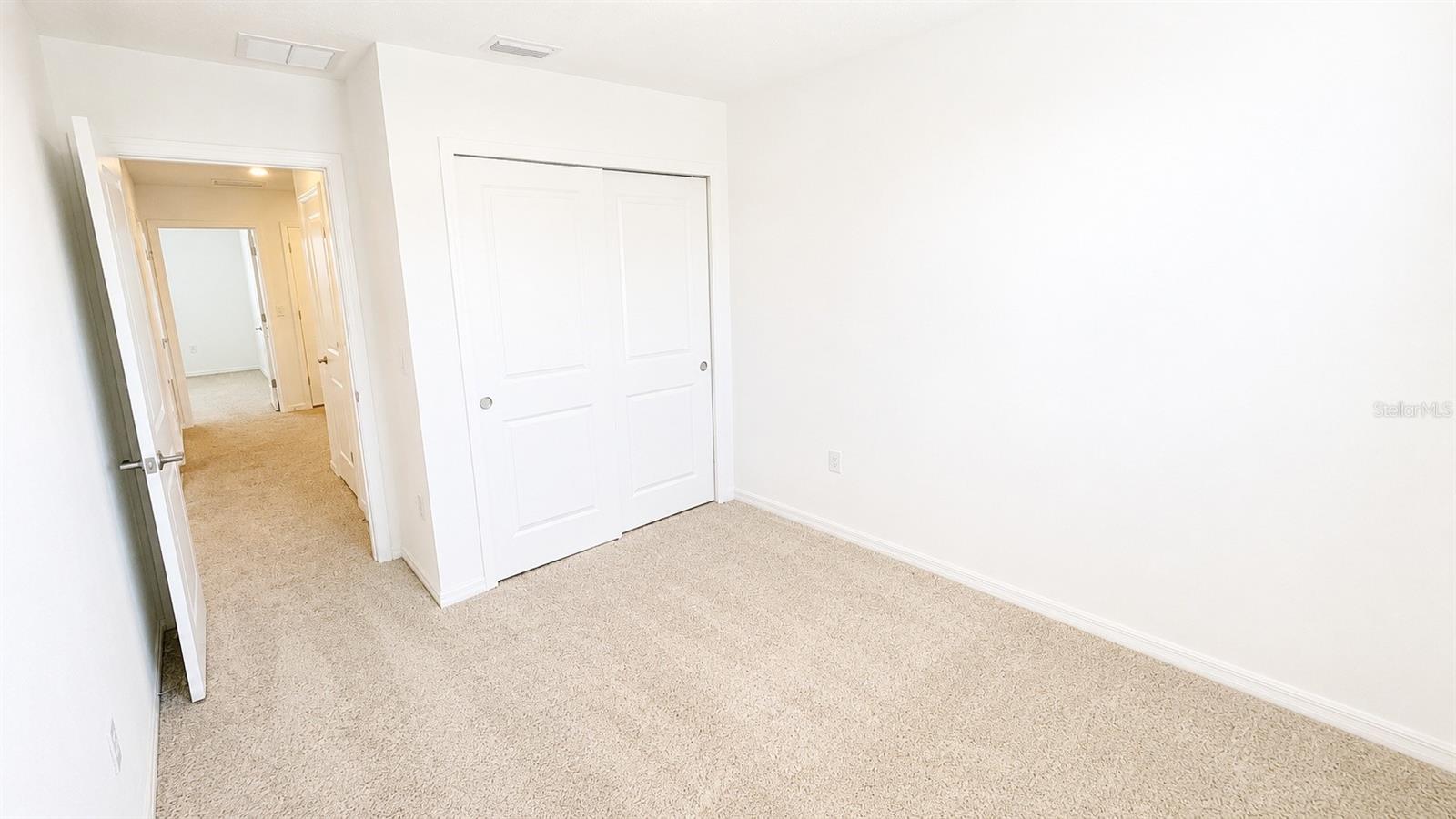5686 ARCHIPELAGO ST — photo 21