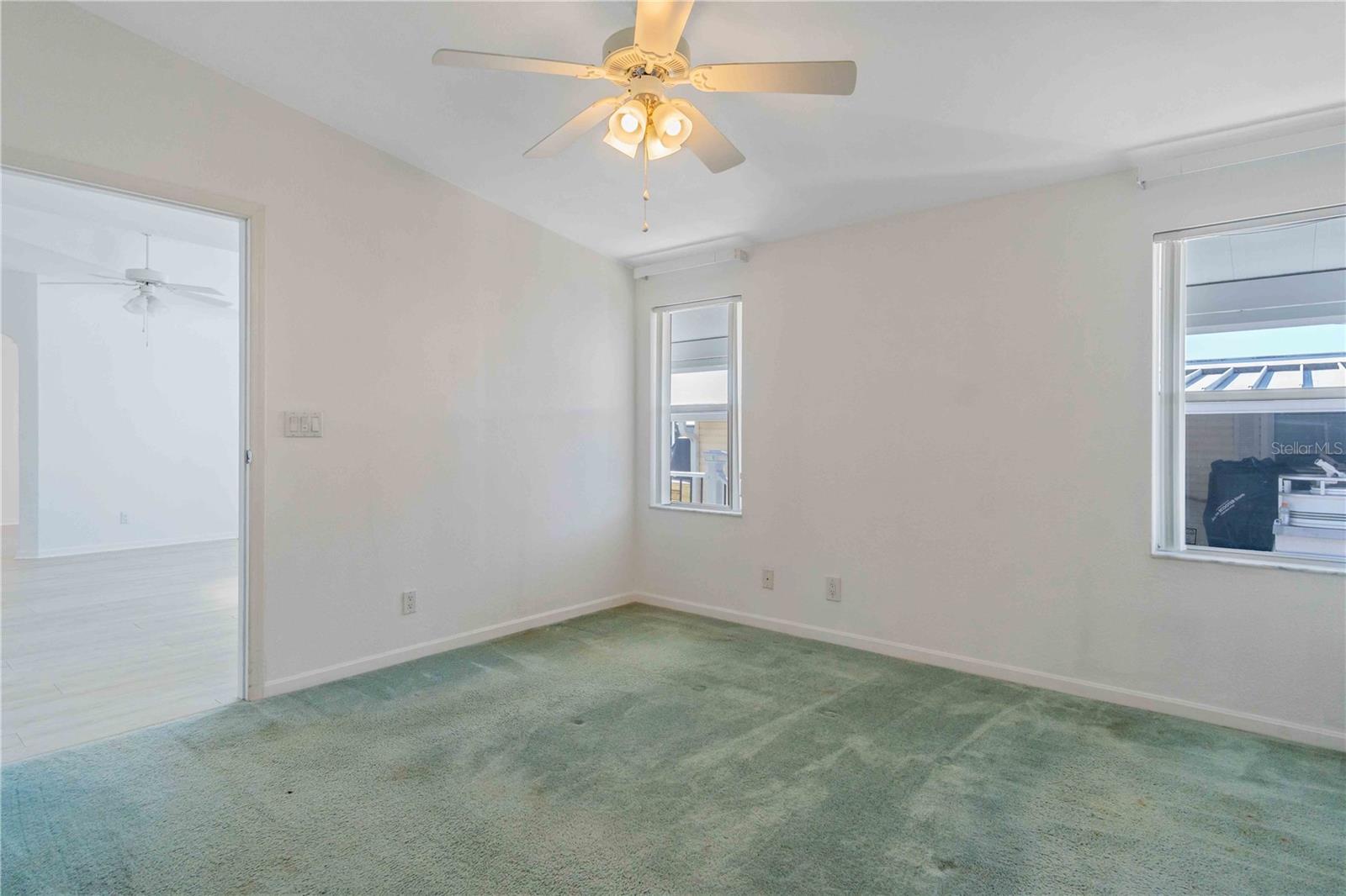 527 FLEETWOOD ST — photo 47