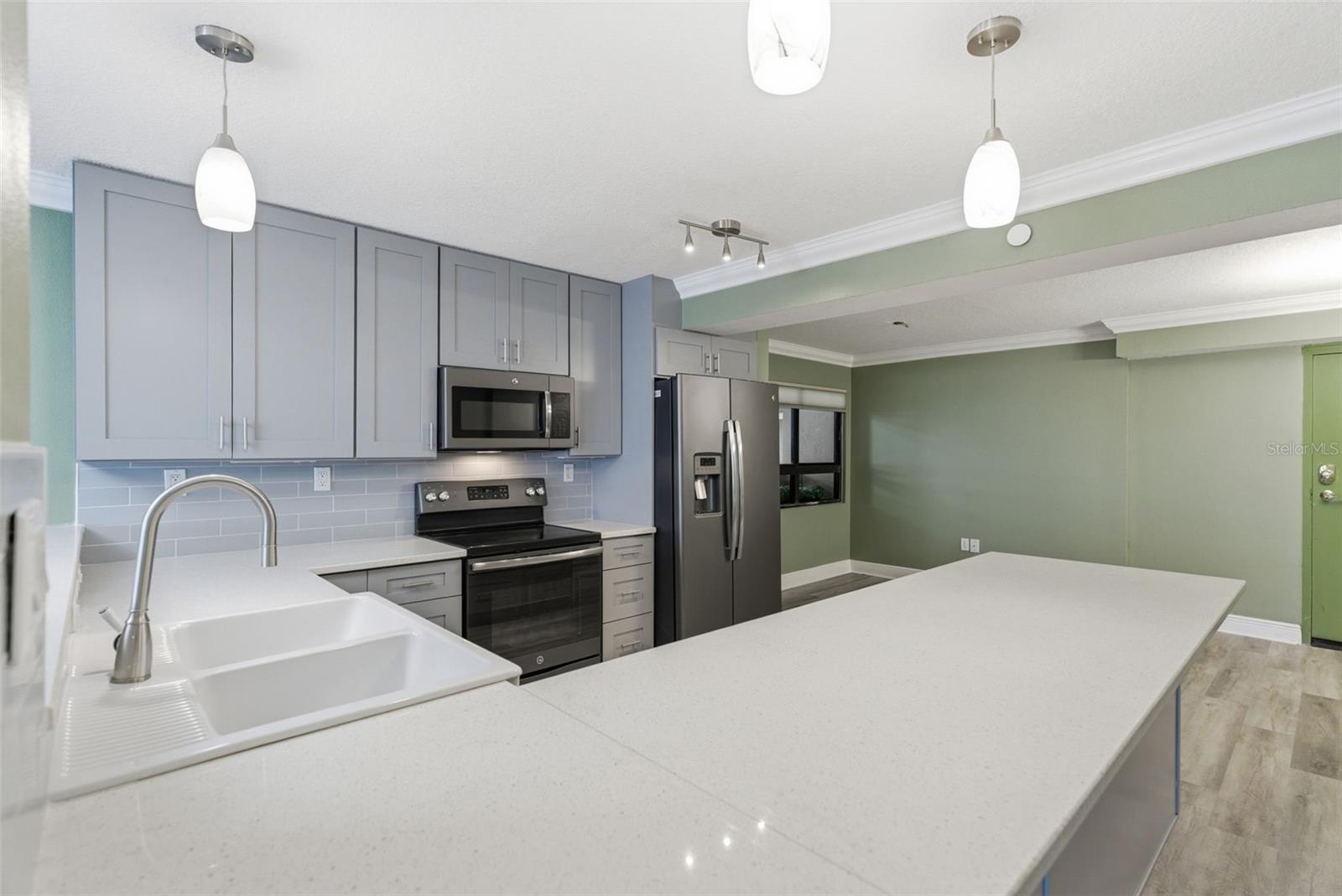 2413 BAYSHORE BLVD #1004 — photo 16
