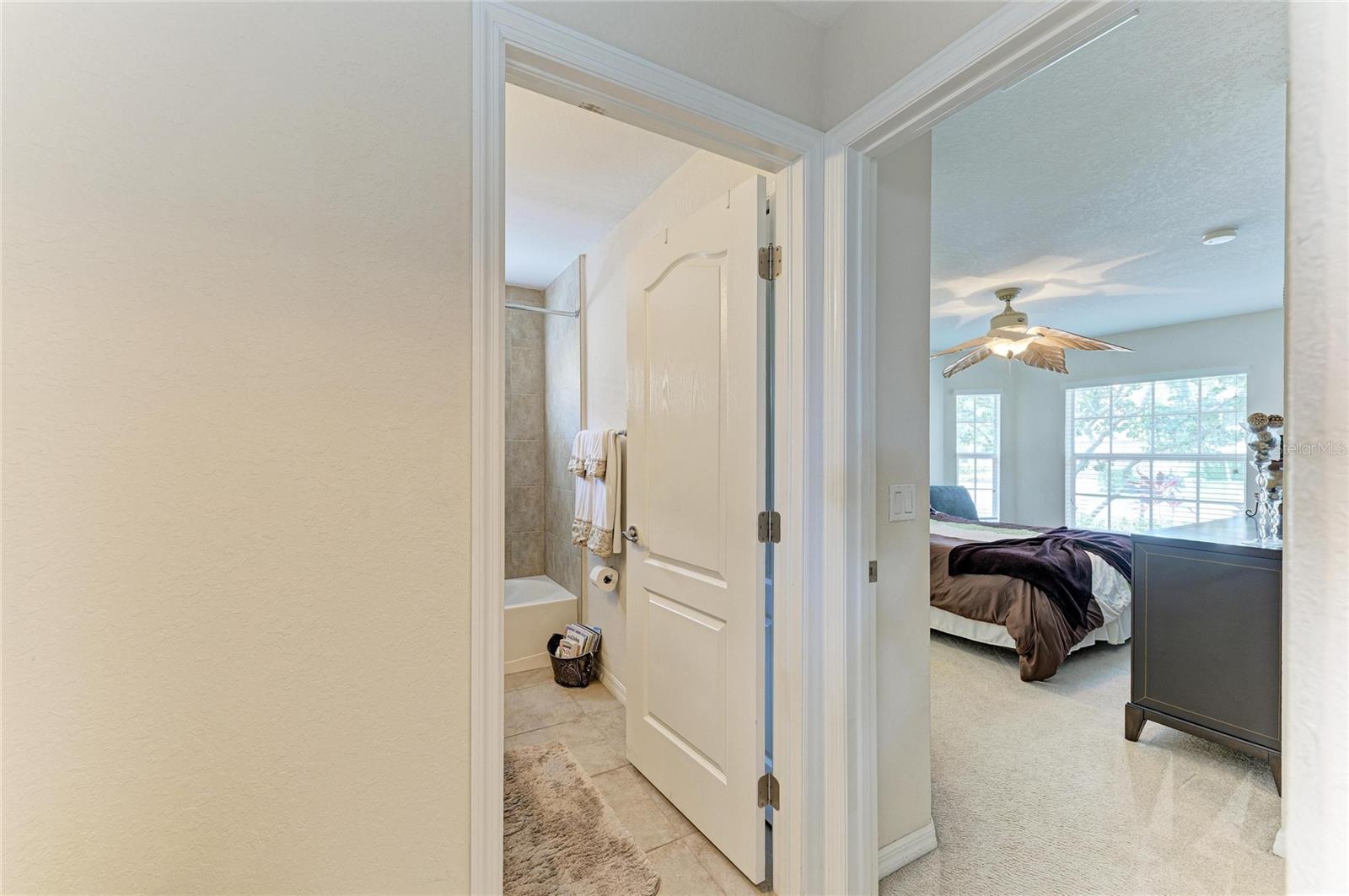 204 RIVER ENCLAVE CT — photo 36