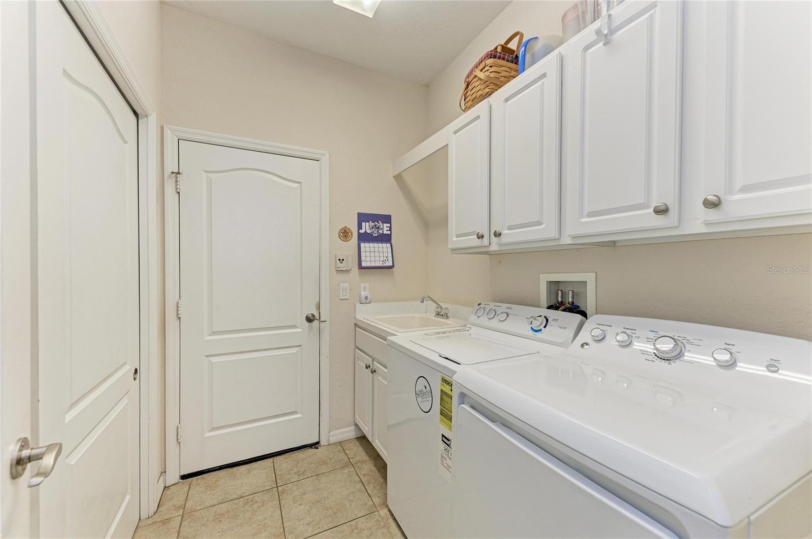 204 RIVER ENCLAVE CT — photo 25