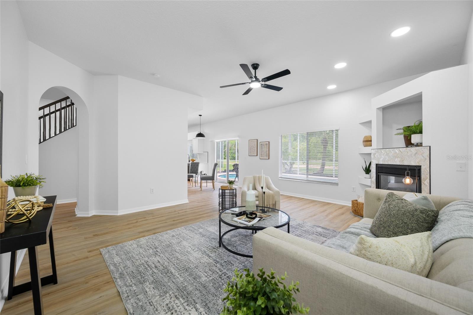 25147 GEDDY DR — photo 29