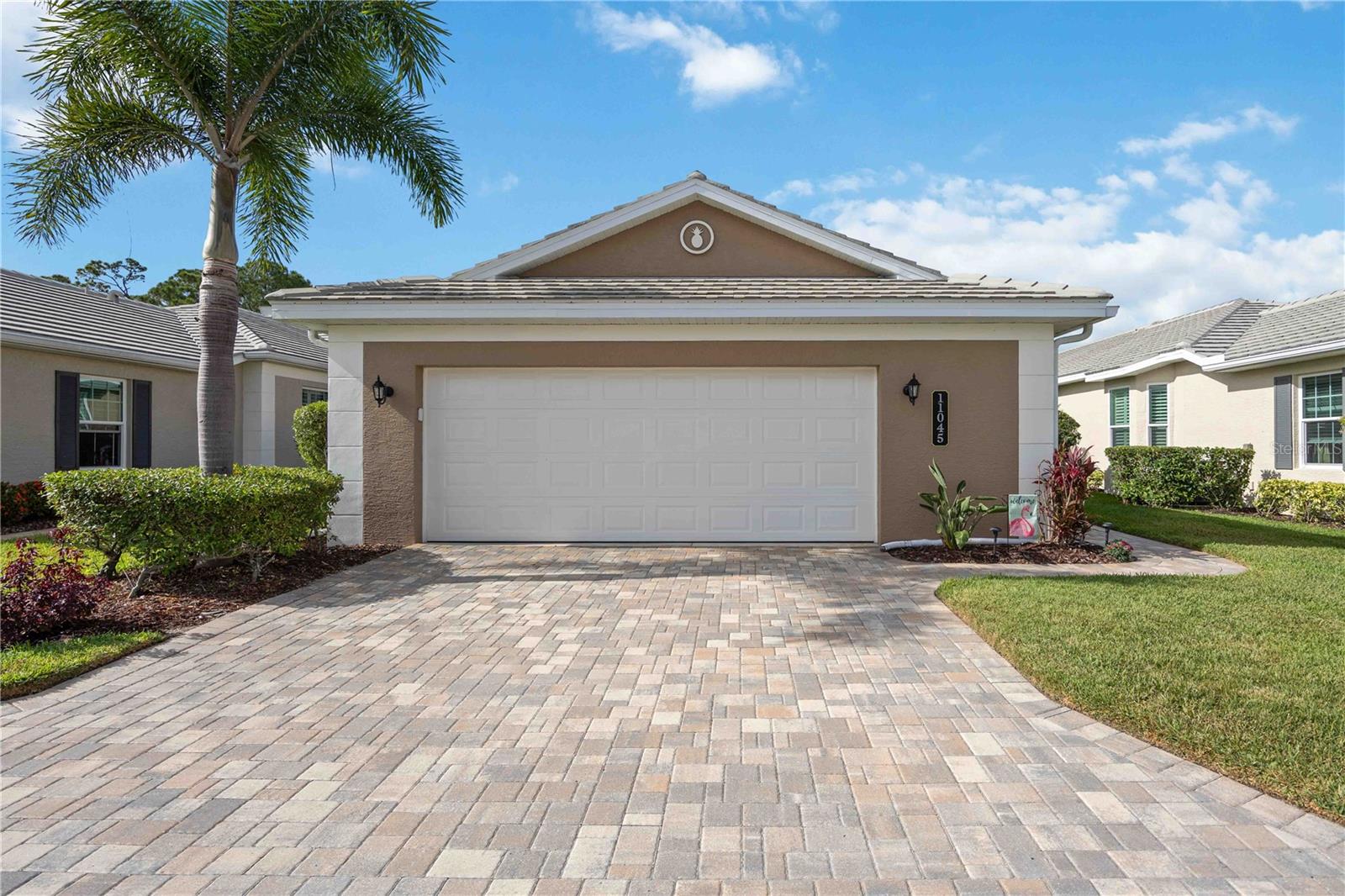 11045 BARNSLEY DR — photo 61