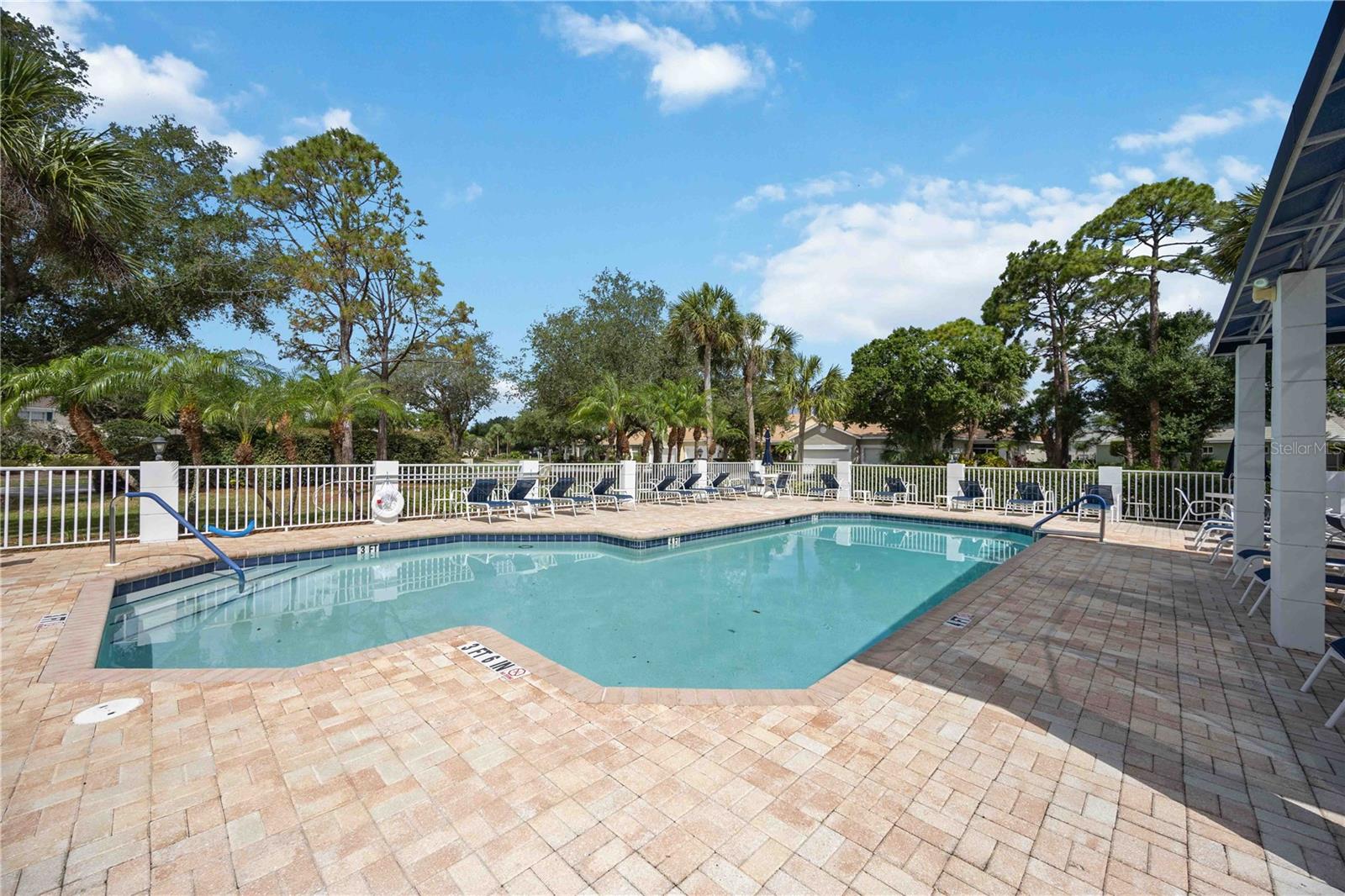 11045 BARNSLEY DR — photo 55