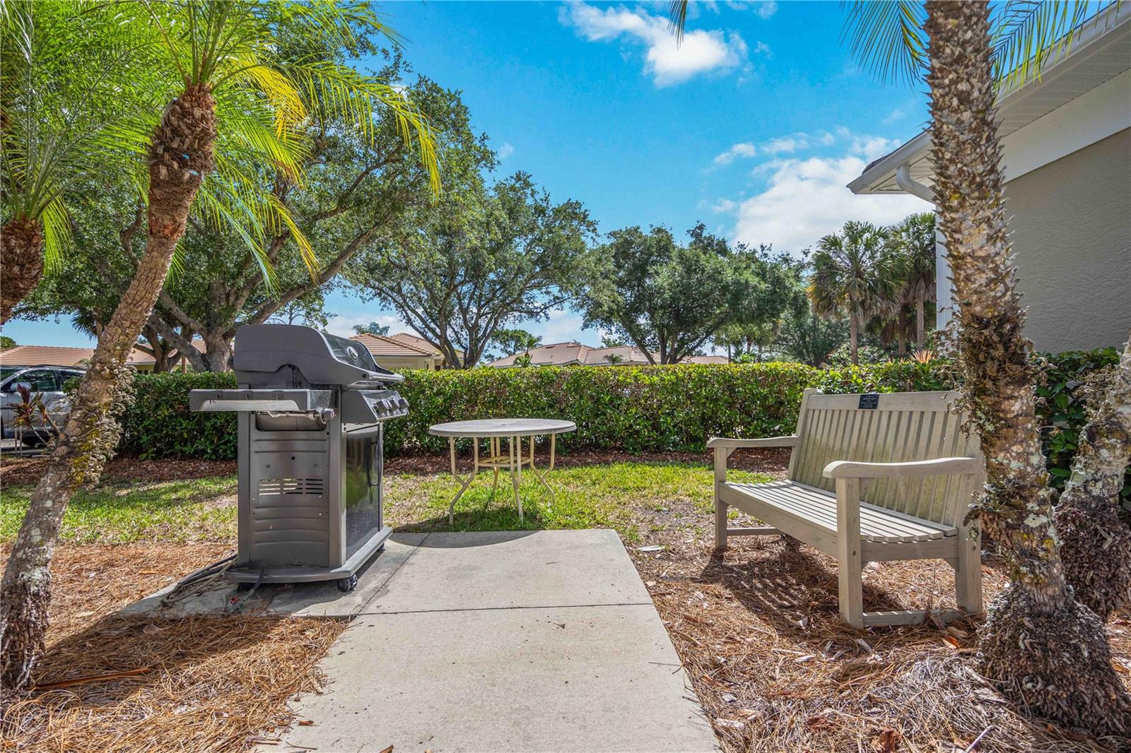 11045 BARNSLEY DR — photo 54