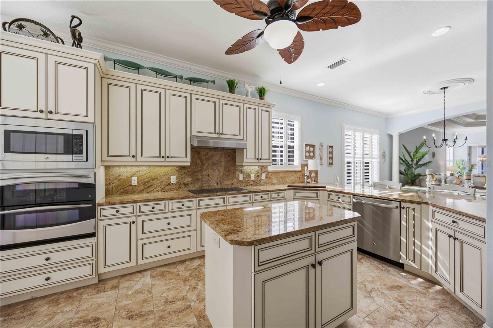 11045 BARNSLEY DR — photo 14