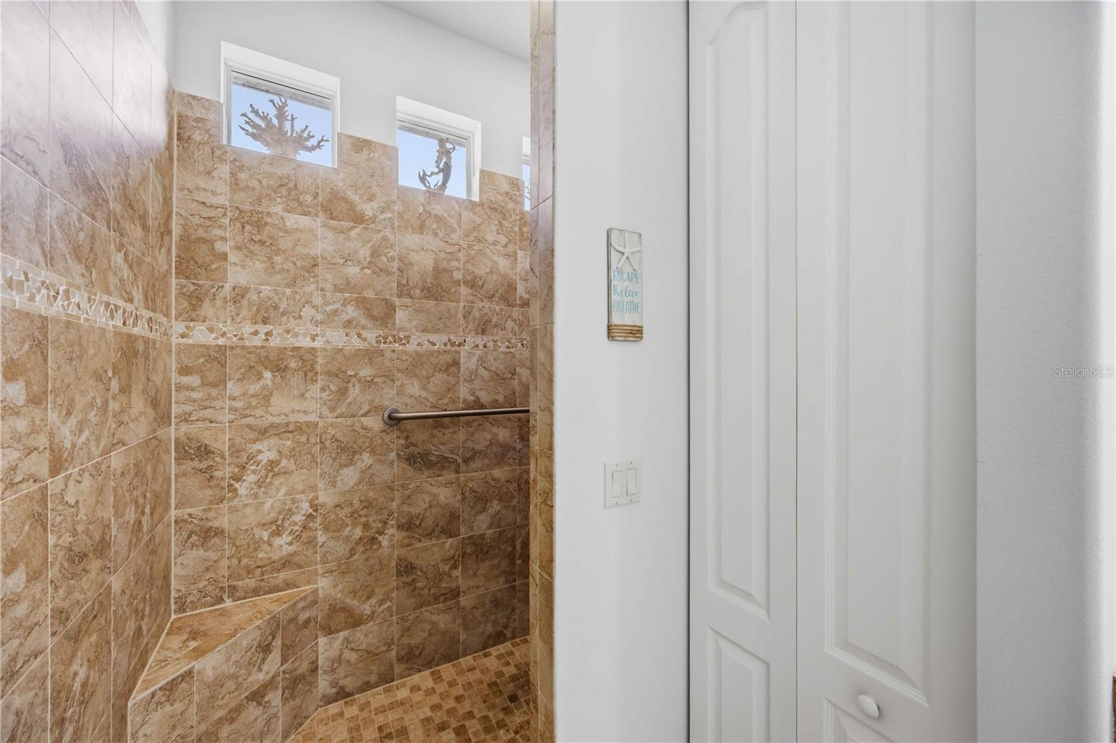 11045 BARNSLEY DR — photo 46