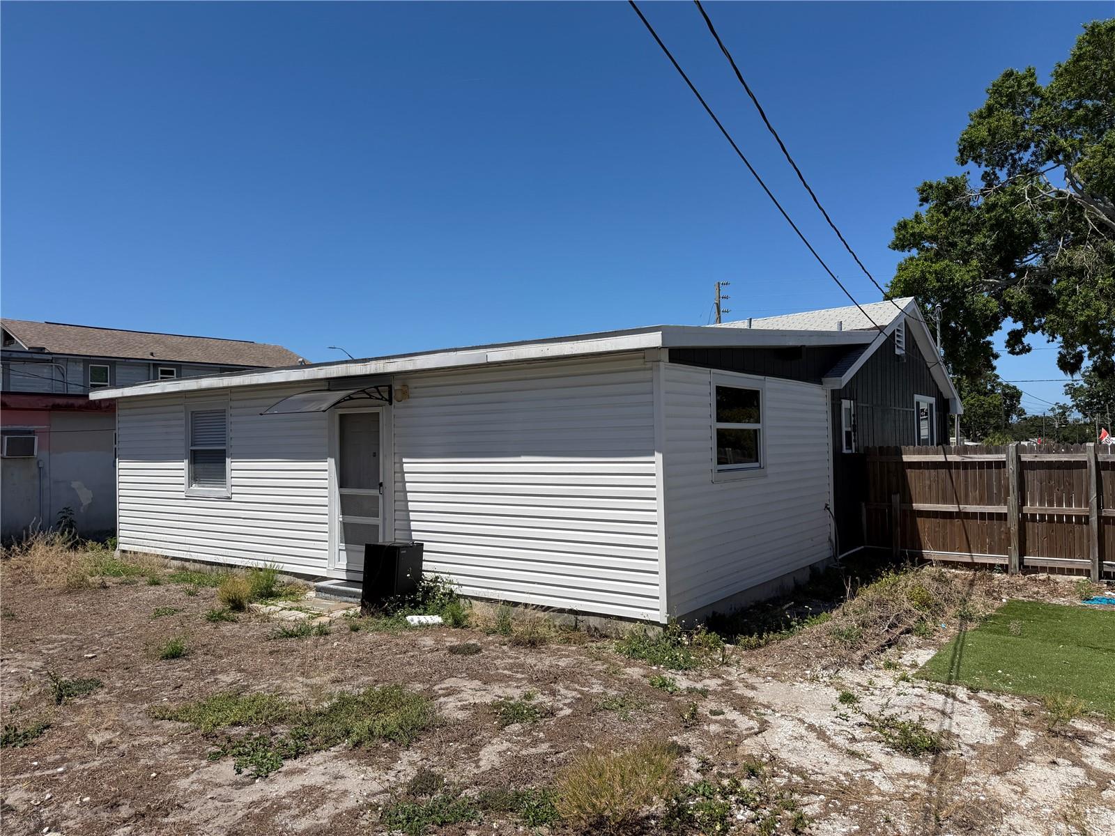 1771 CLEARWATER LARGO RD — photo 10