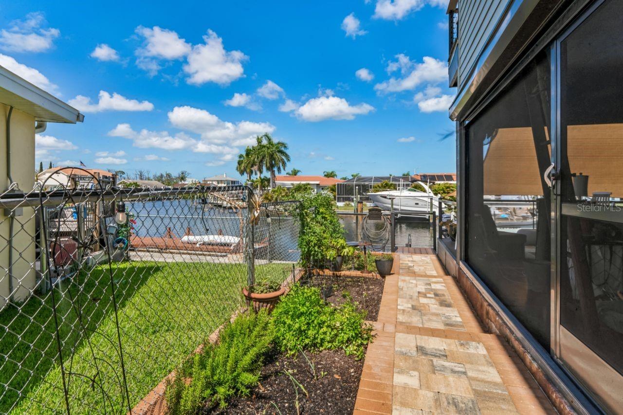 4903 BLUE HERON DR — photo 56