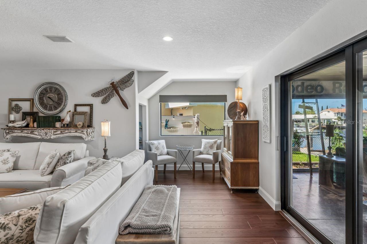 4903 BLUE HERON DR — photo 10