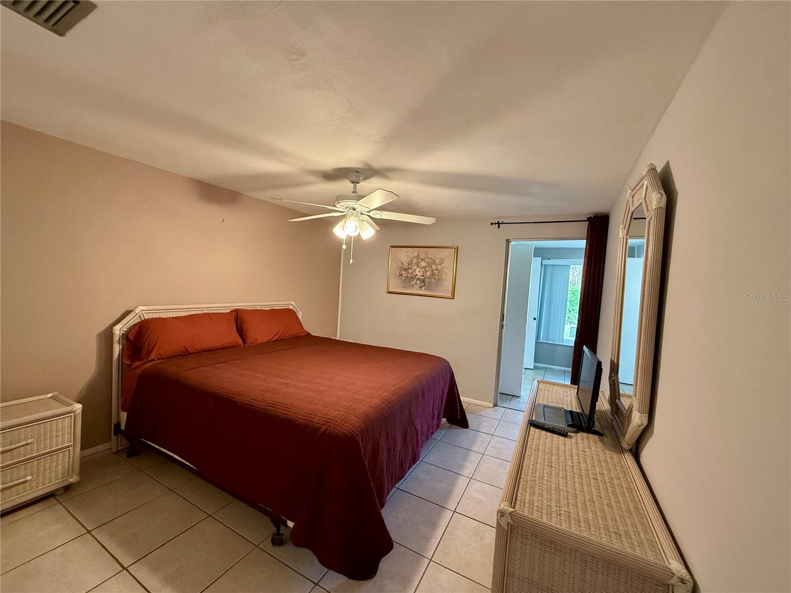 4303 SUMMERSUN DR — photo 14