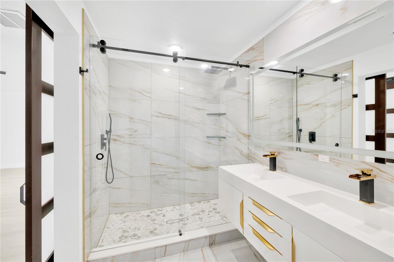 1105 CONANT AVE — photo 27