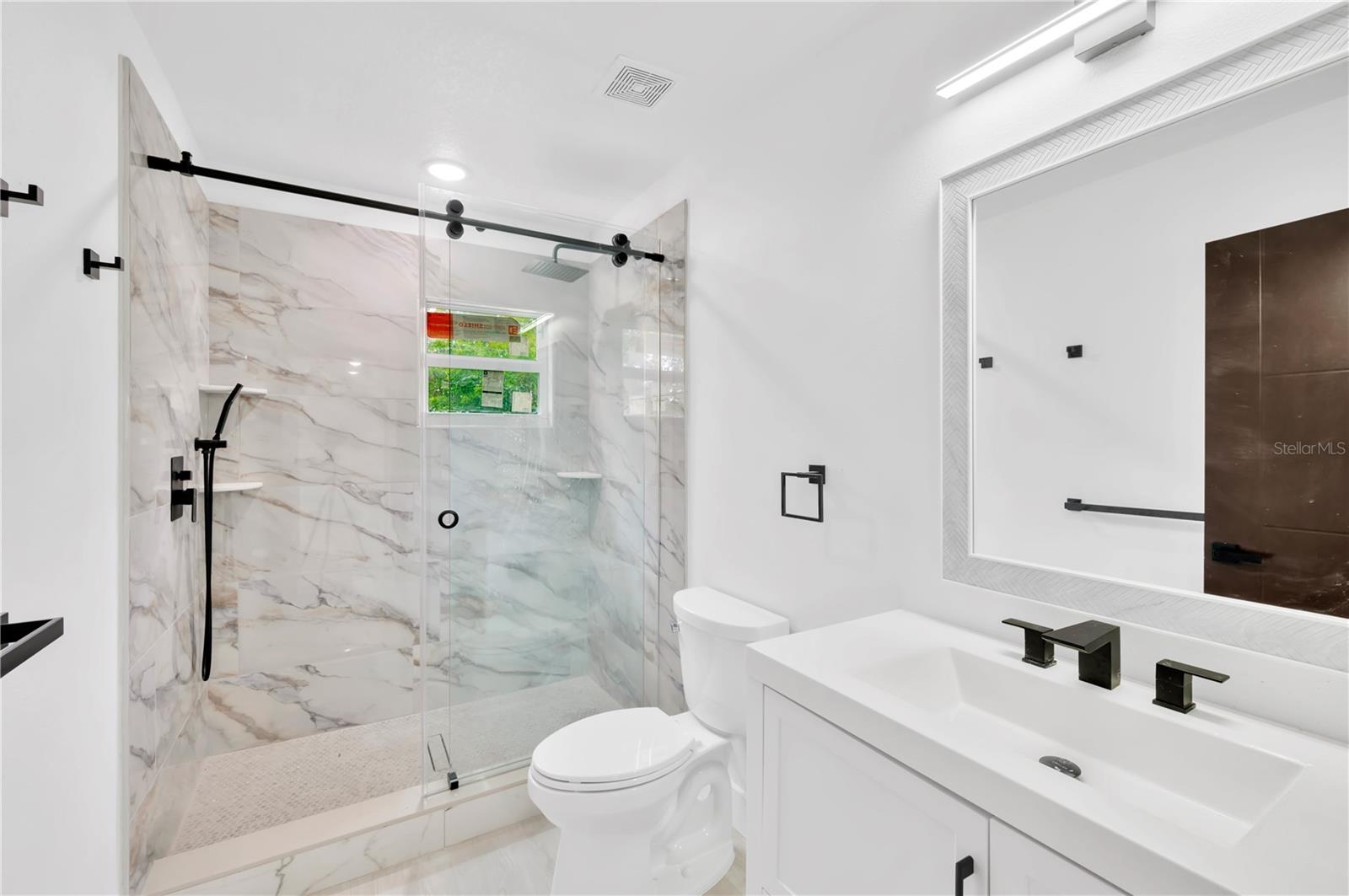 1105 CONANT AVE — photo 33