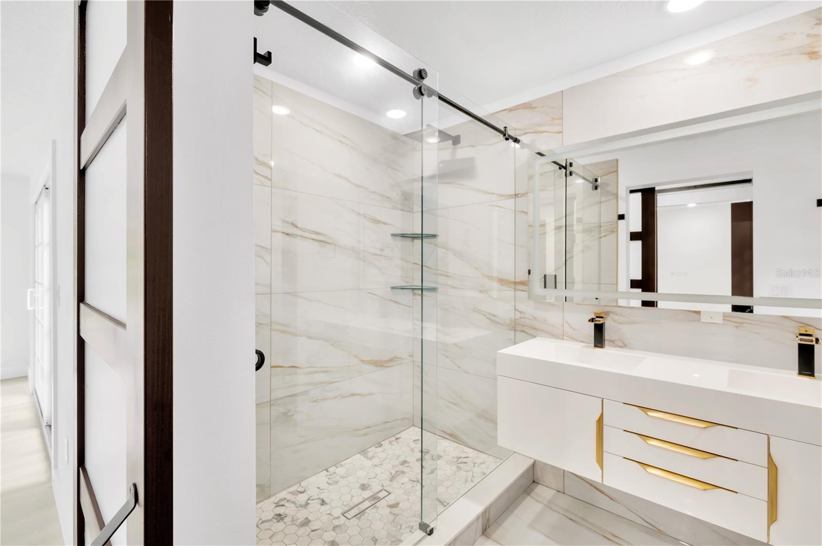 1105 CONANT AVE — photo 26