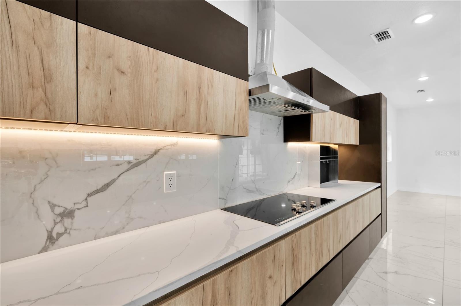1105 CONANT AVE — photo 11