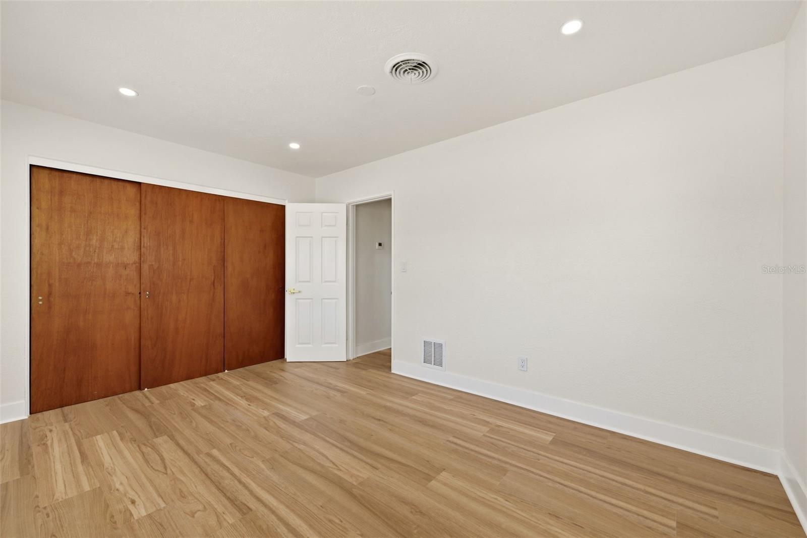 2440 66TH AVE S — photo 17