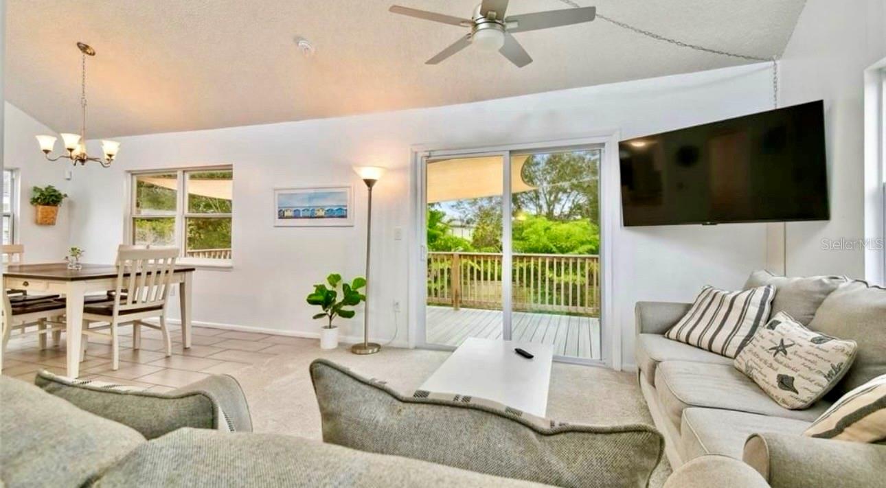313 CRYSTAL BEACH AVE — photo 11