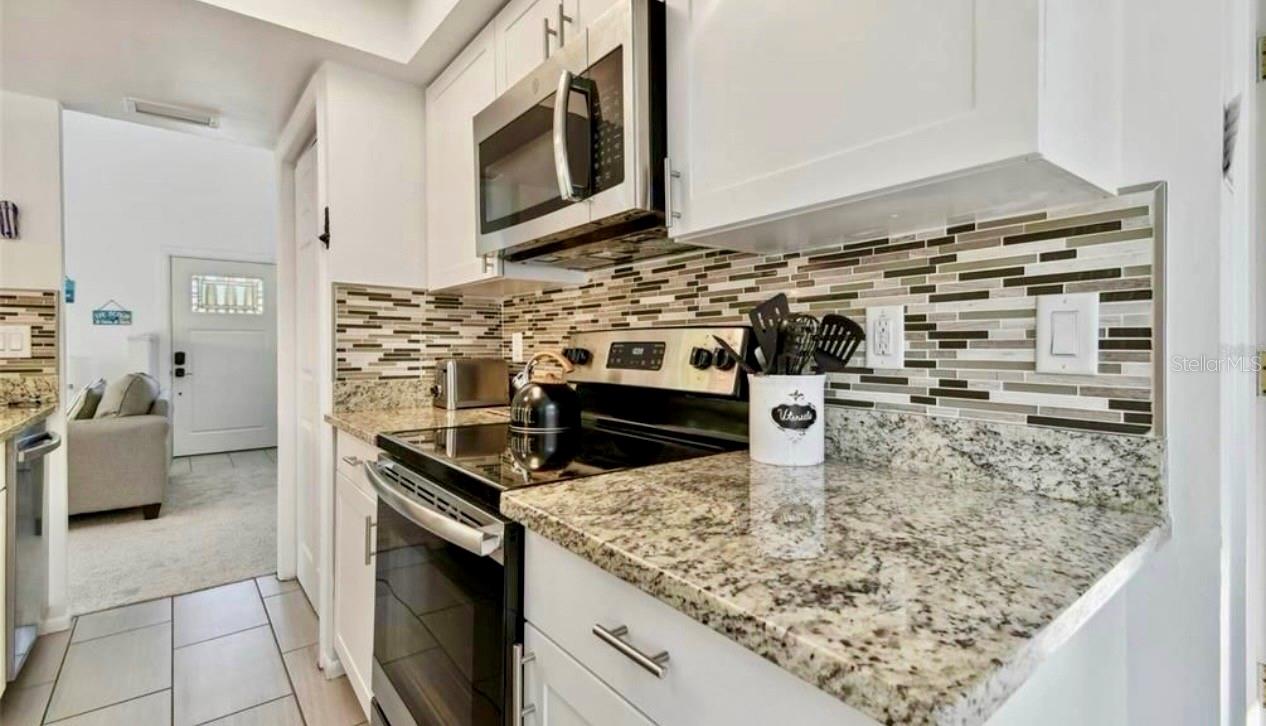 313 CRYSTAL BEACH AVE — photo 16