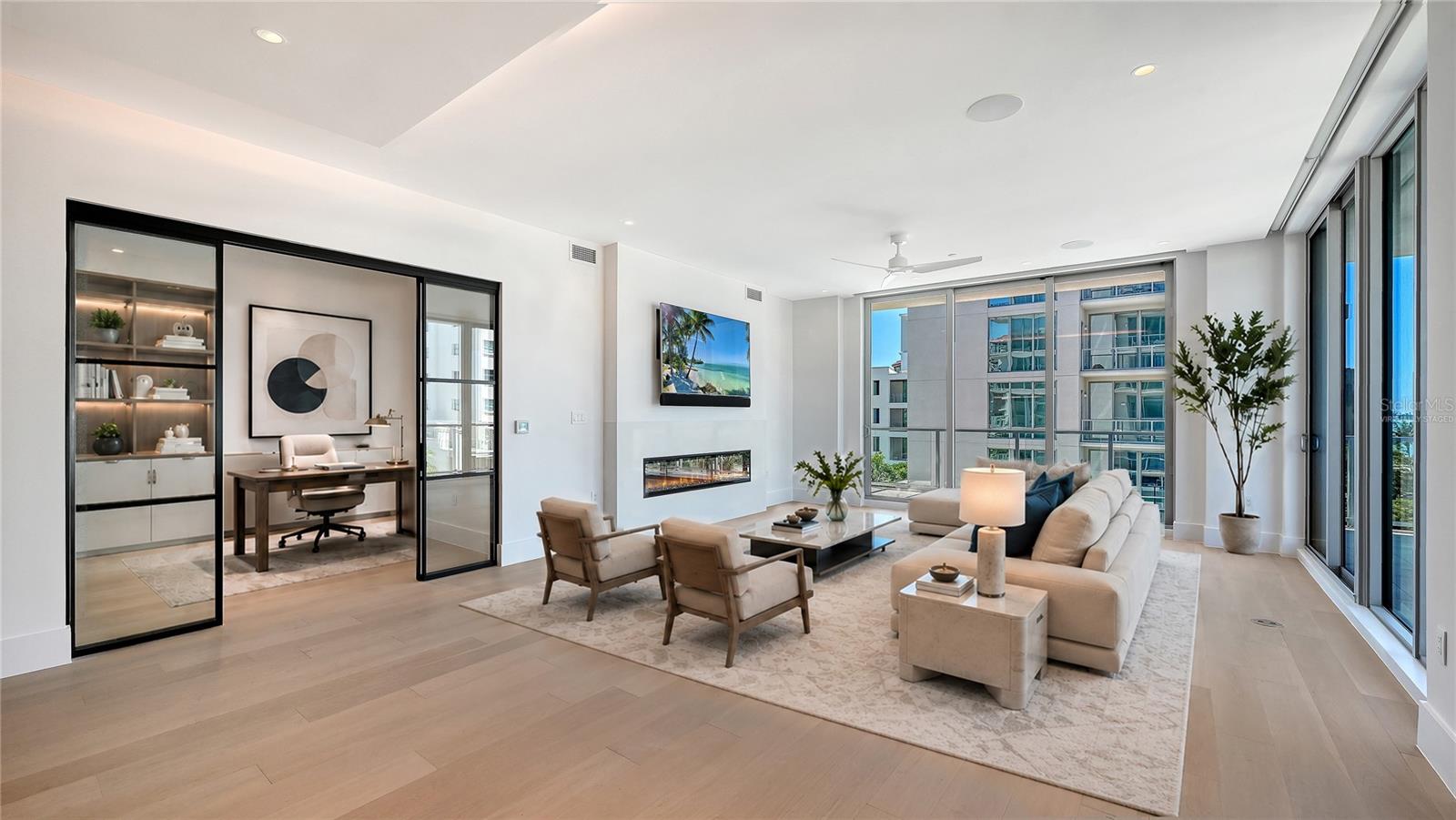 253 GOLDEN GATE PT #401 — photo 4