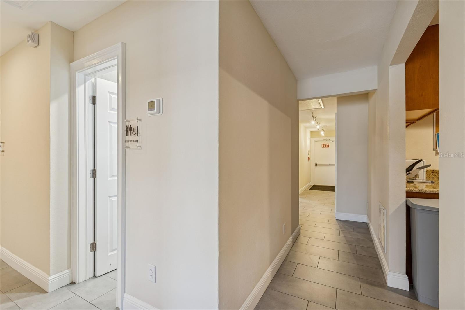 5308 CENTRAL AVE — photo 41