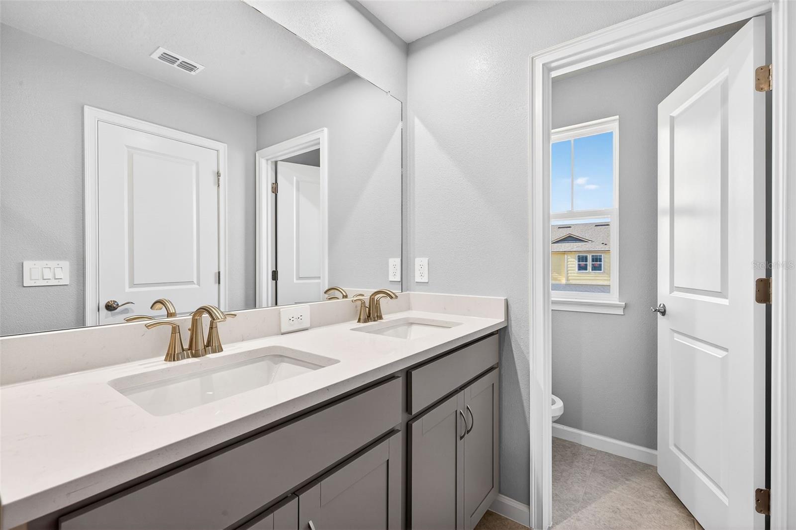 9148 AURELIA AVE — photo 20