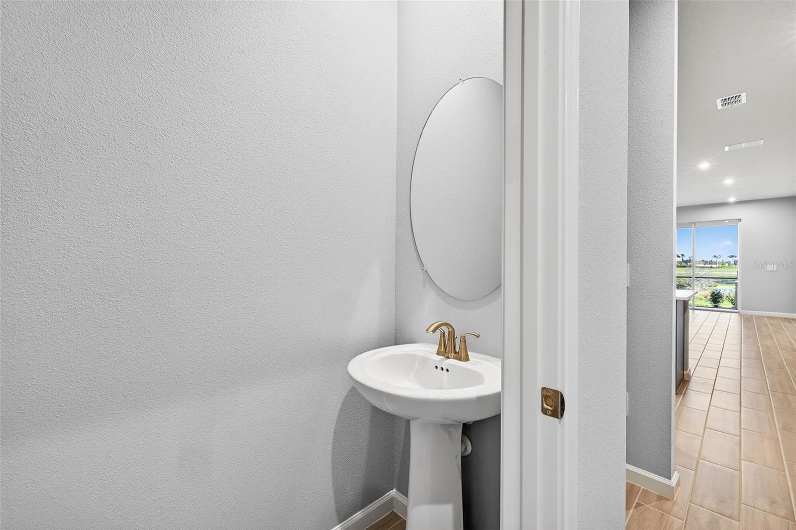 9148 AURELIA AVE — photo 22