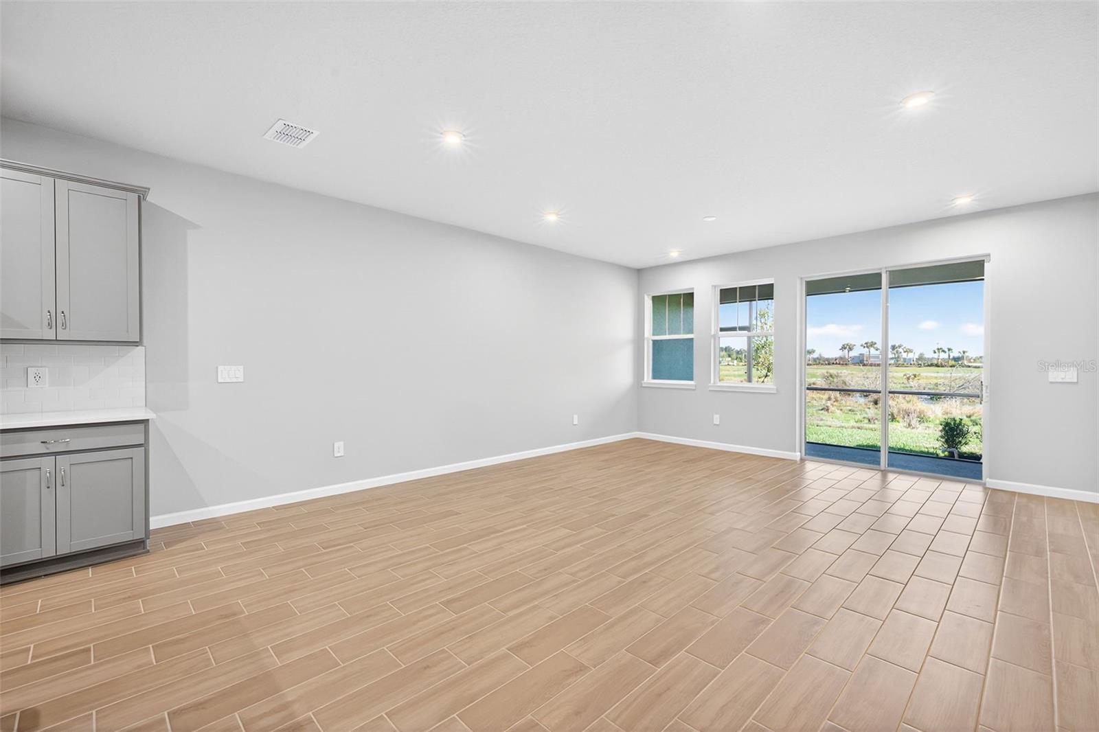 9148 AURELIA AVE — photo 8