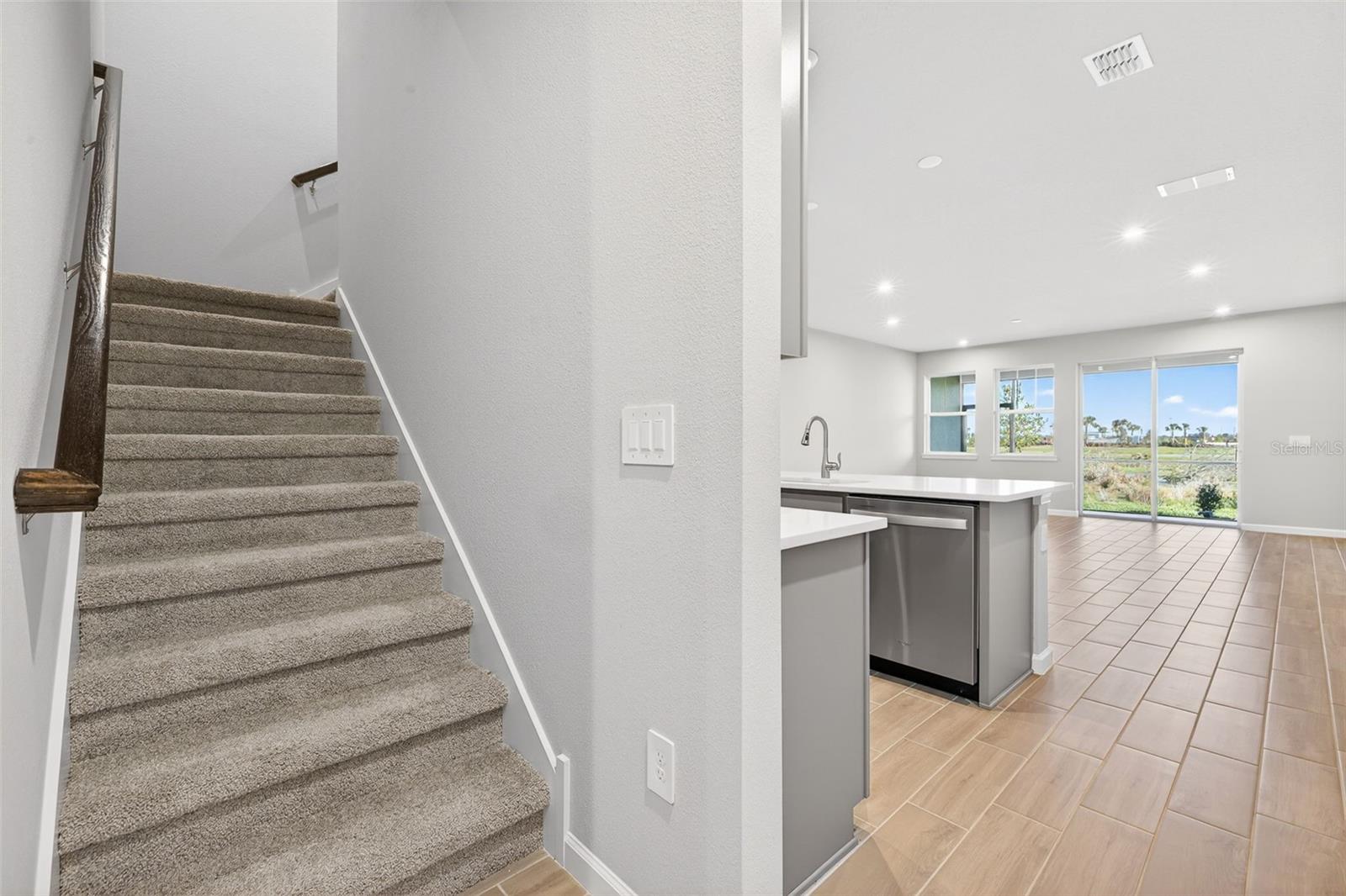 9148 AURELIA AVE — photo 24