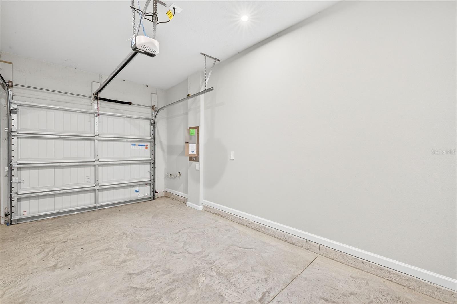 9148 AURELIA AVE — photo 27