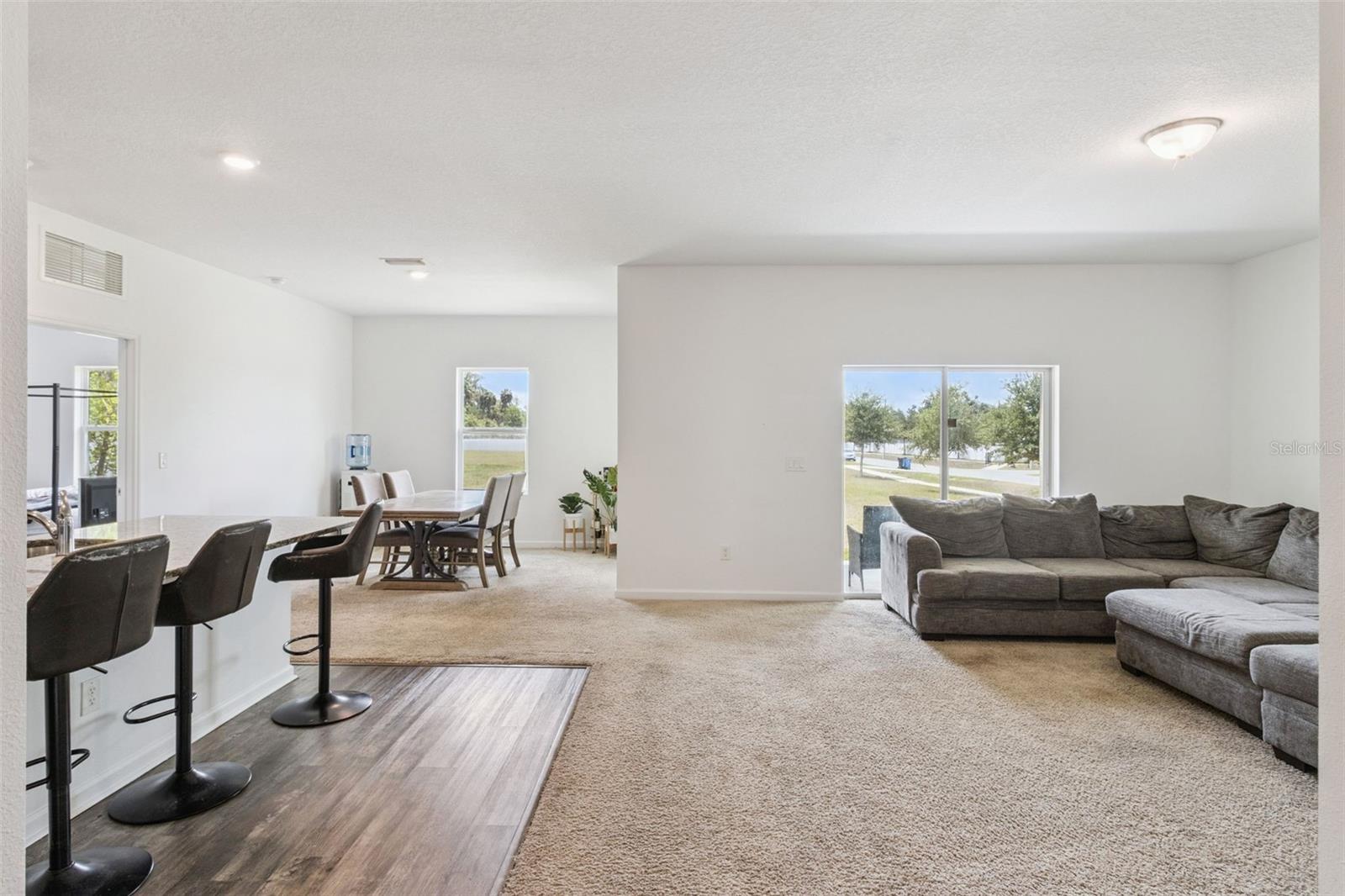 903 SHIMMERING OAKS LN — photo 10