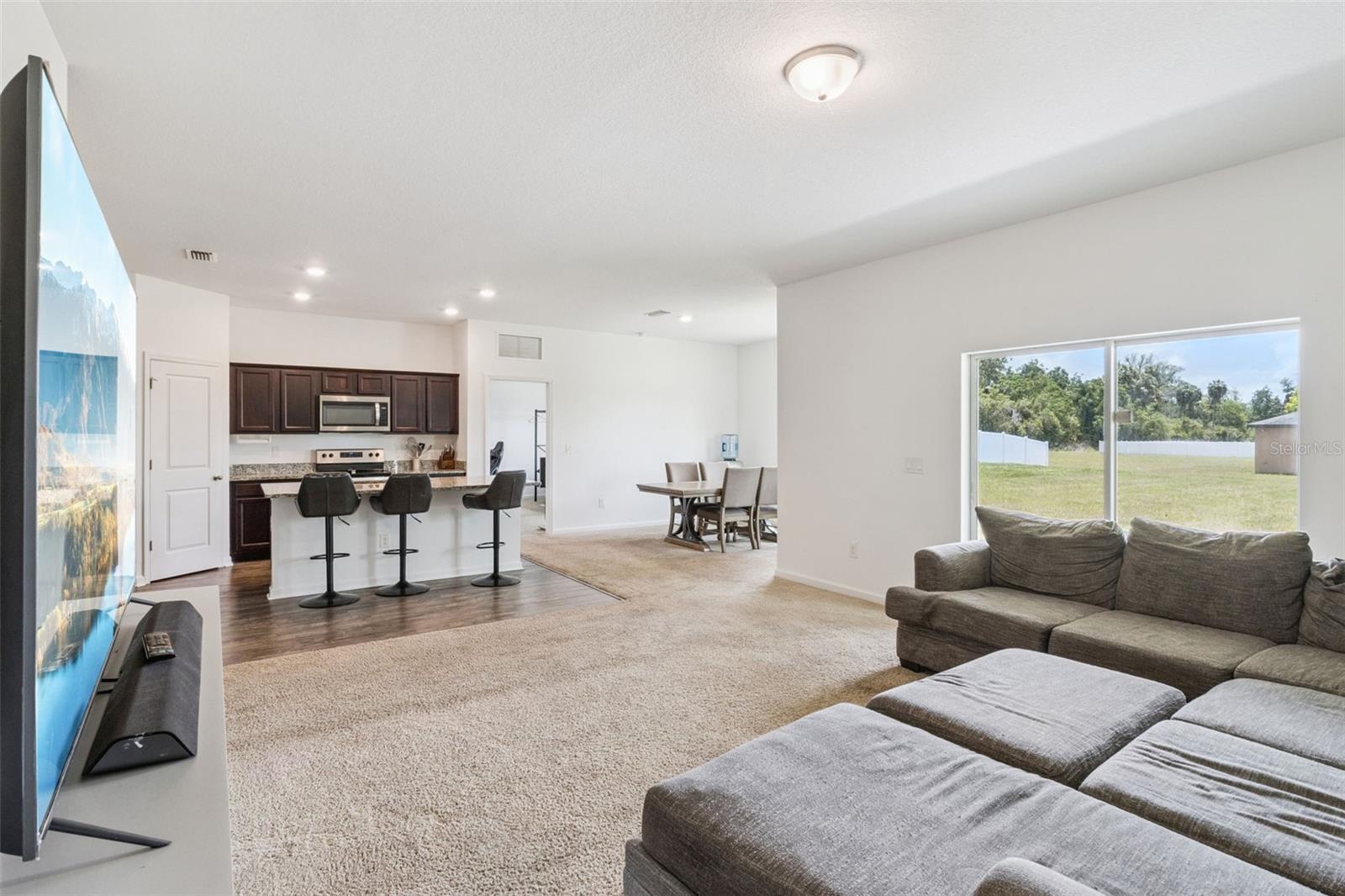 903 SHIMMERING OAKS LN — photo 9