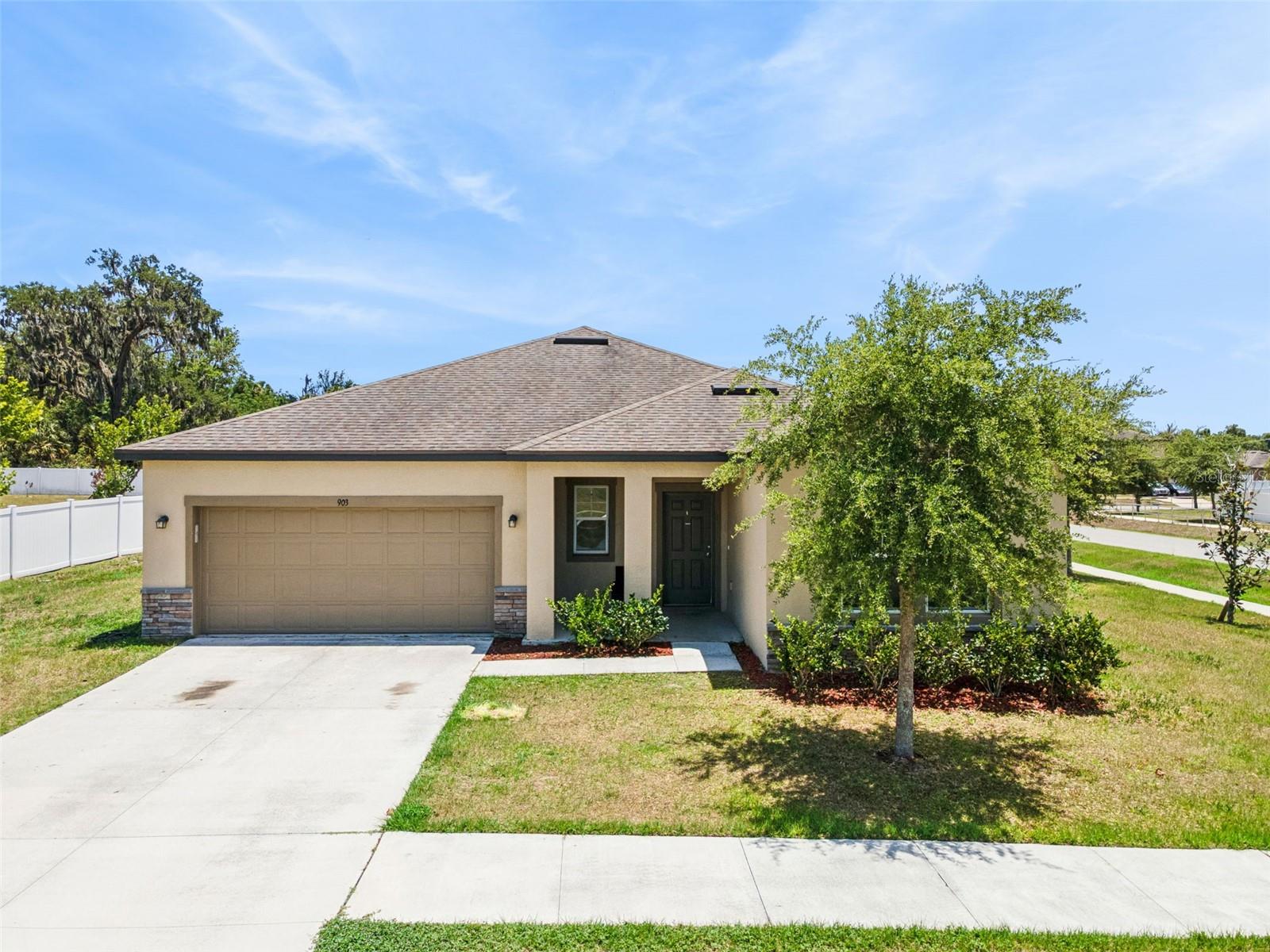 903 SHIMMERING OAKS LN — photo 3