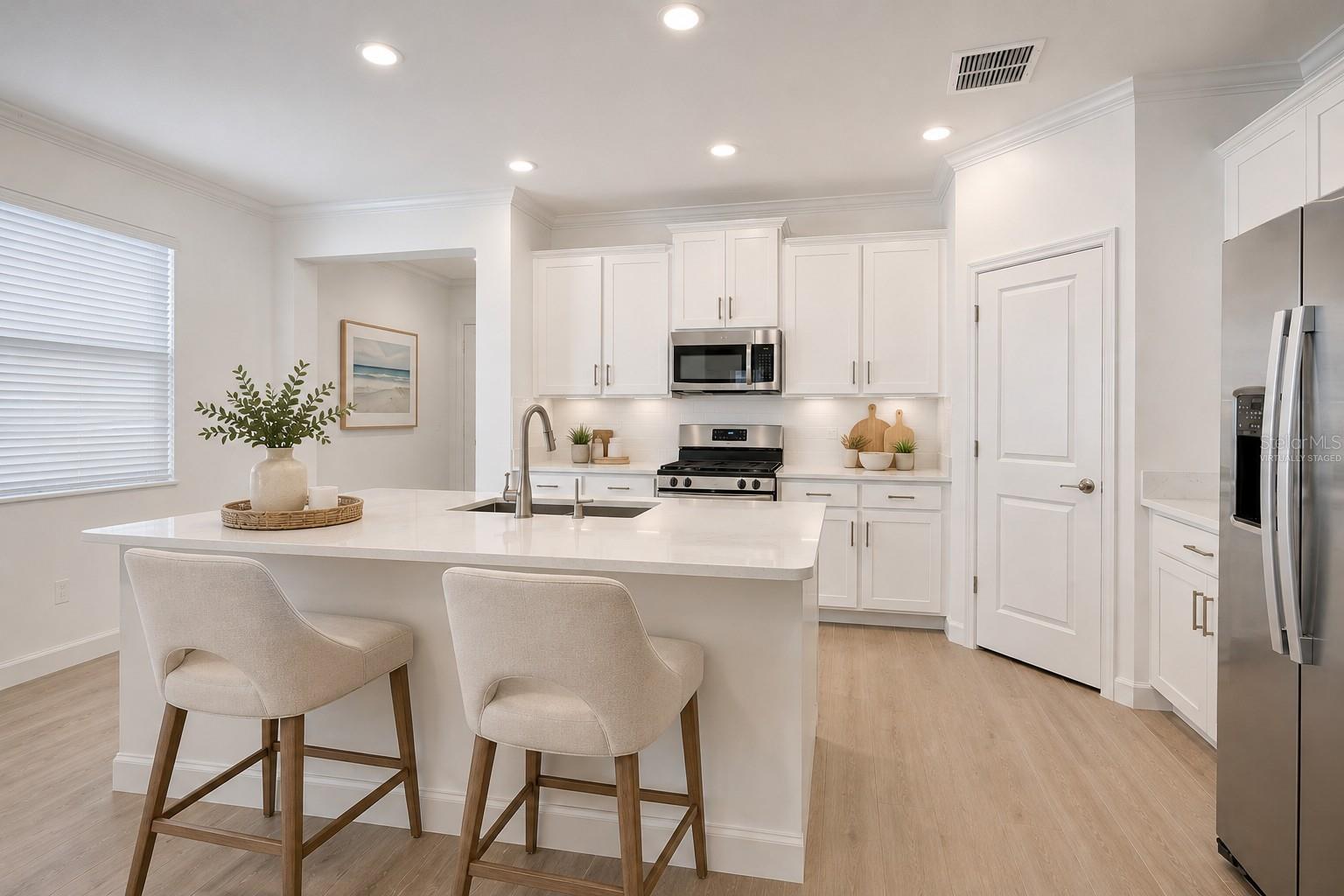 17410 HOLLY WELL AVE — photo 8