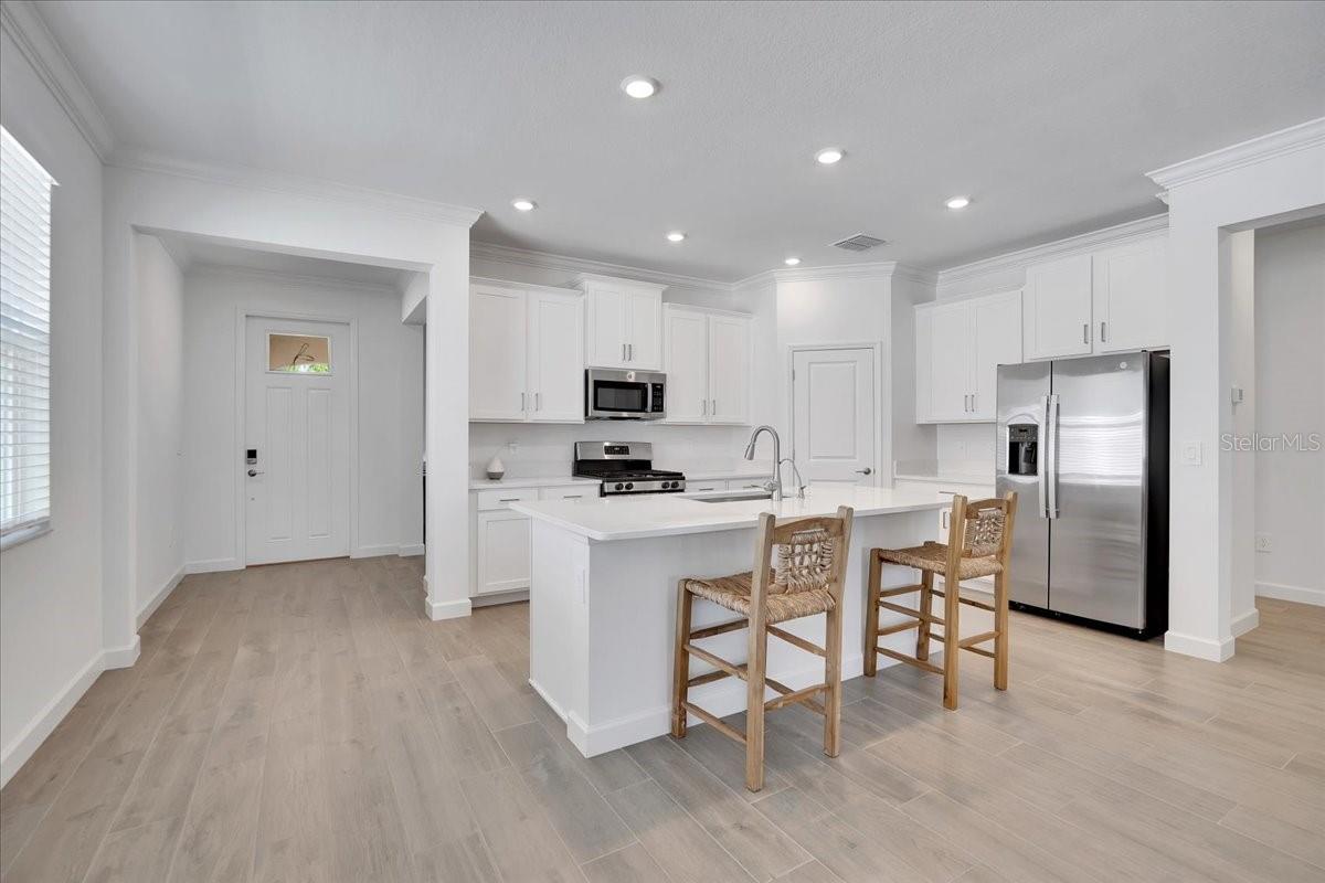 17410 HOLLY WELL AVE — photo 4