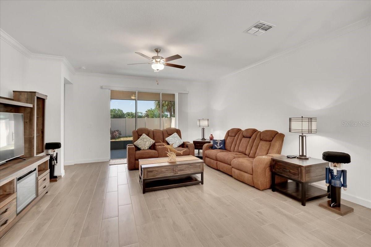 17410 HOLLY WELL AVE — photo 9