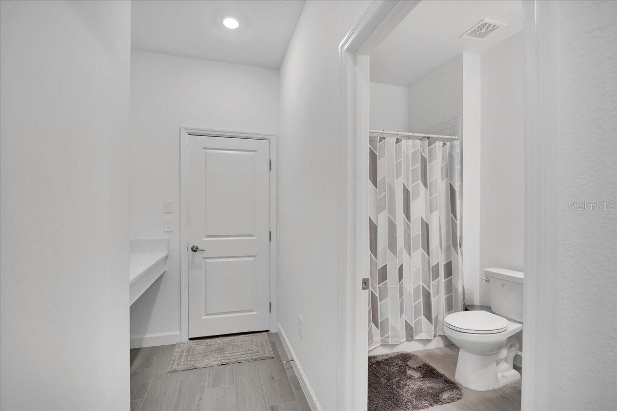 17410 HOLLY WELL AVE — photo 21