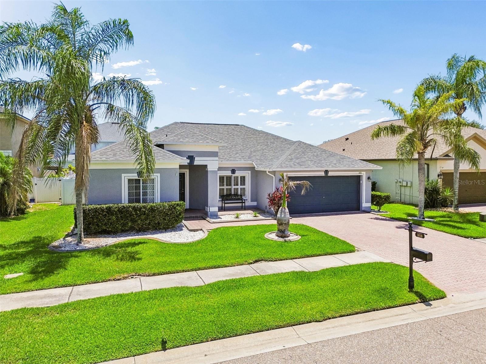 1616 REGAL MIST LOOP — photo 78