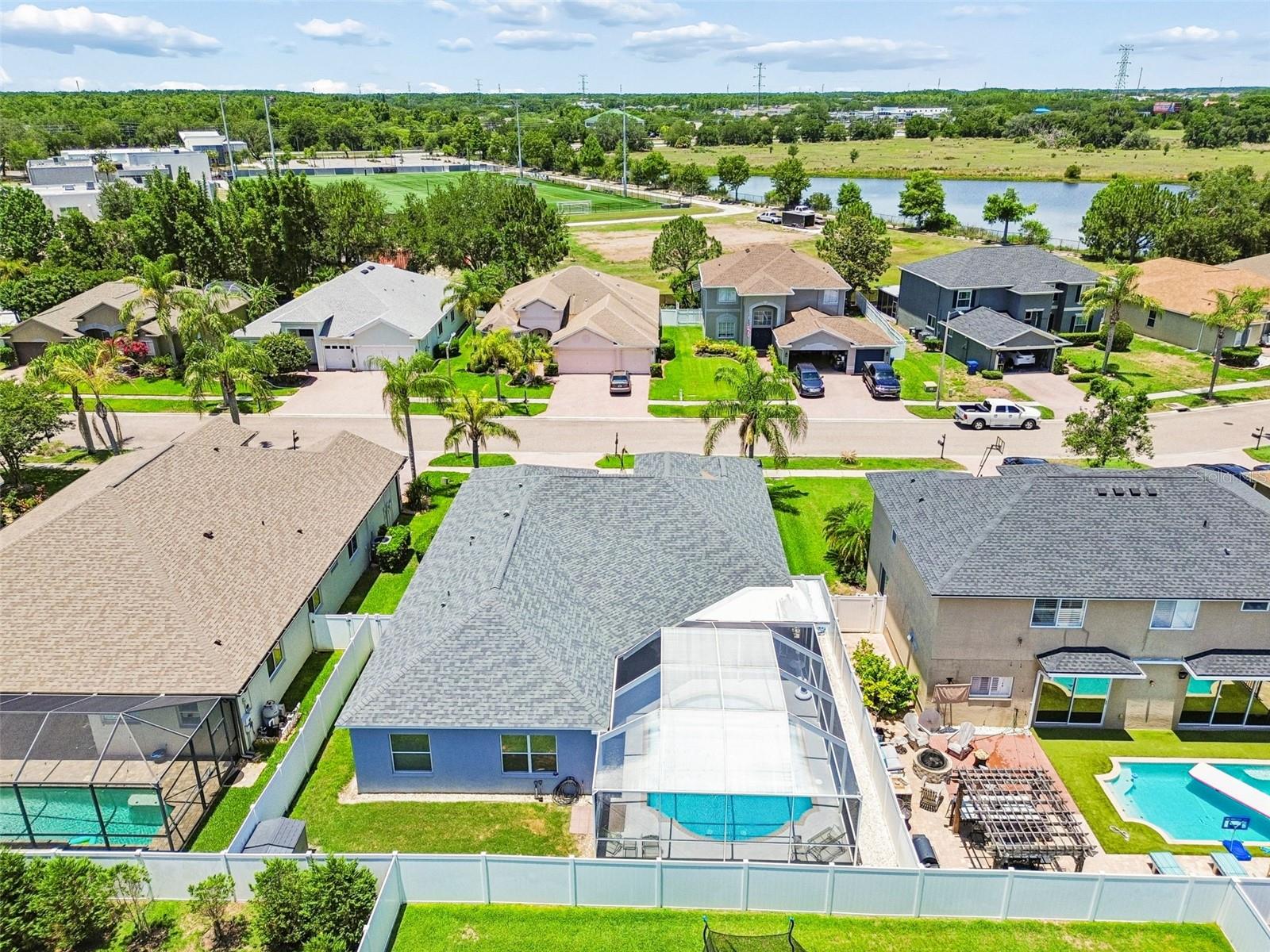 1616 REGAL MIST LOOP — photo 93