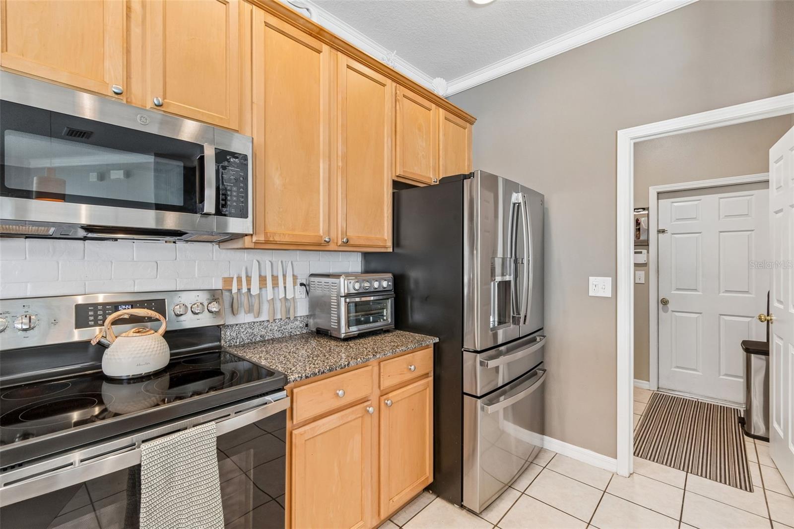 1616 REGAL MIST LOOP — photo 30
