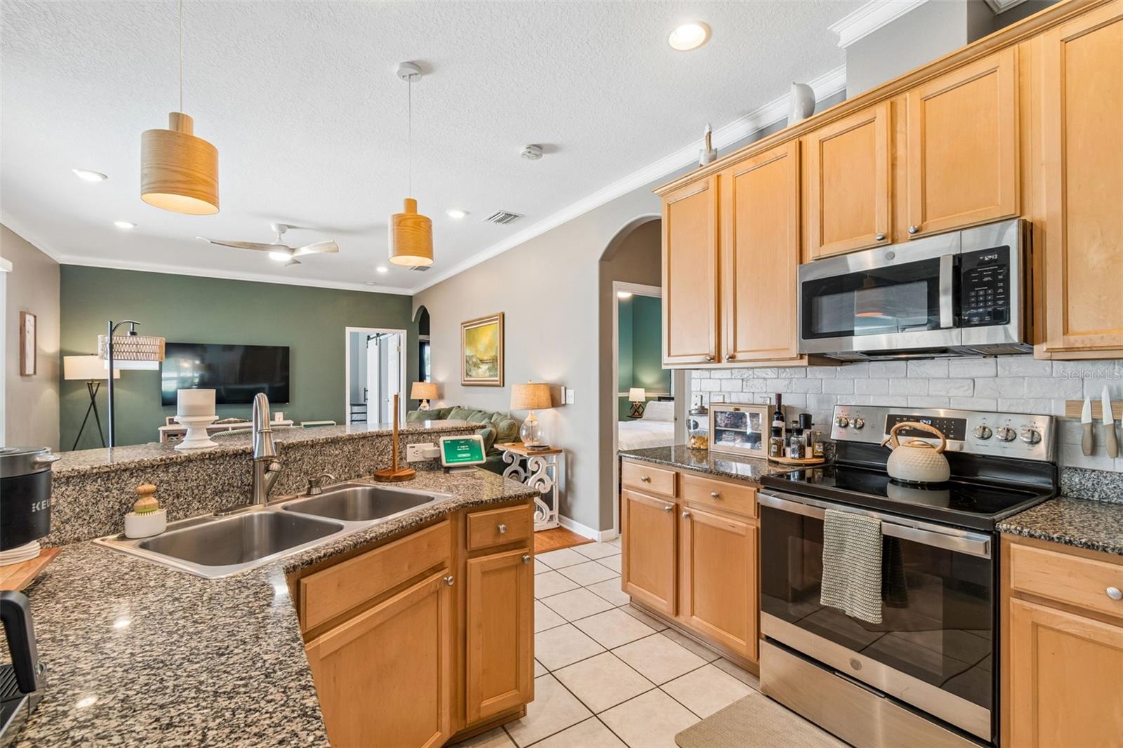 1616 REGAL MIST LOOP — photo 25